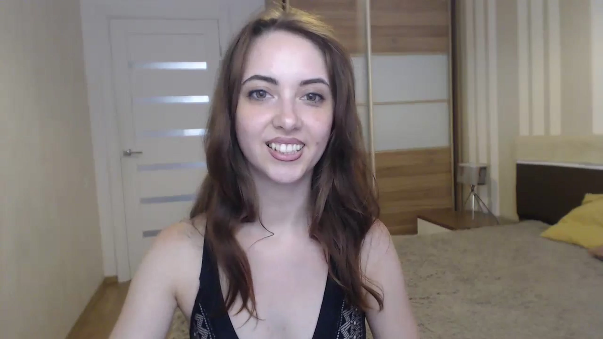 Gallery image thumbnail from BellaDream_m's myfreecams stream on, 06/25/2024, 14:08 image 16 of 20