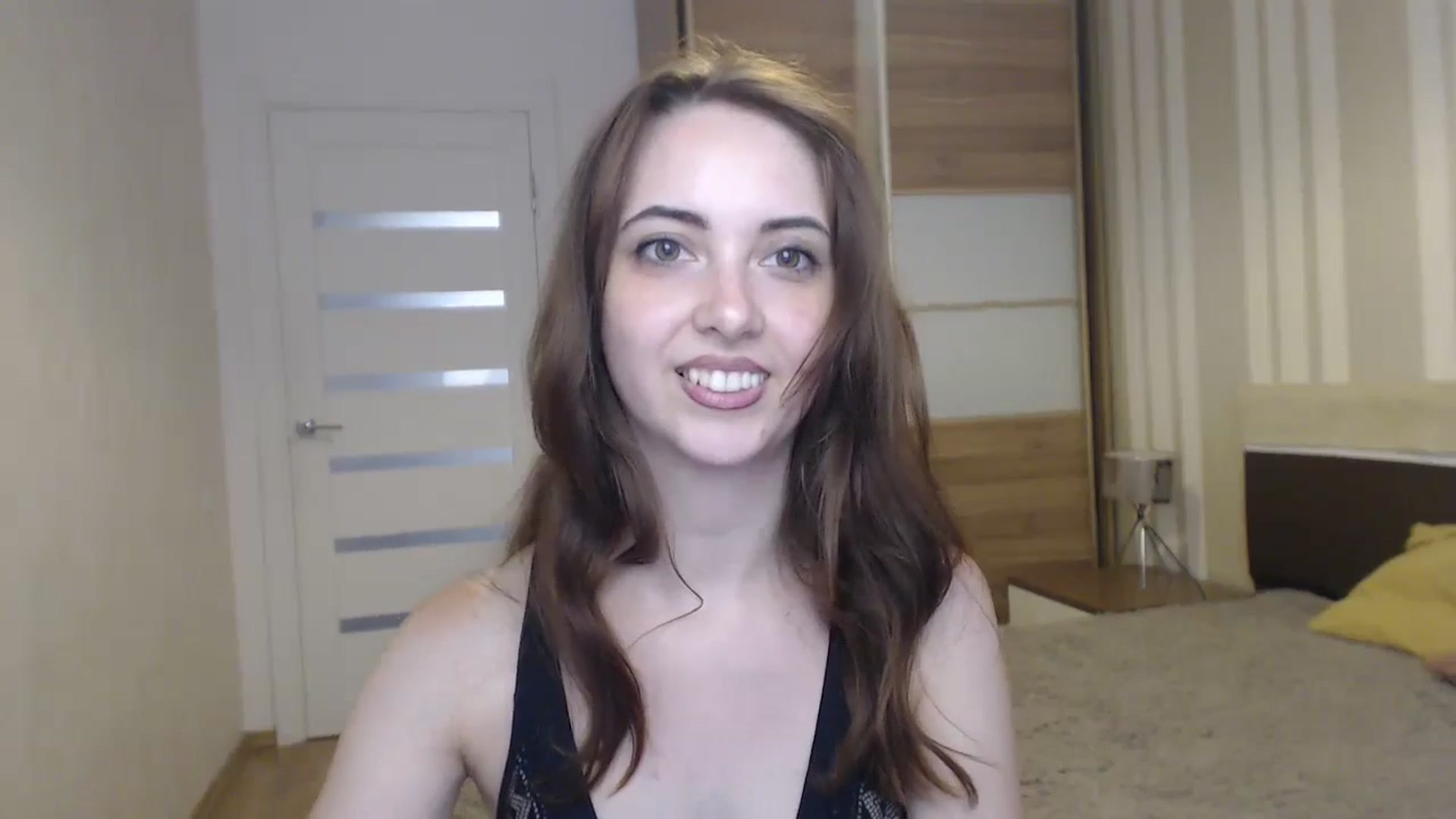 Gallery image thumbnail from BellaDream_m's myfreecams stream on, 06/25/2024, 14:08 image 9 of 20