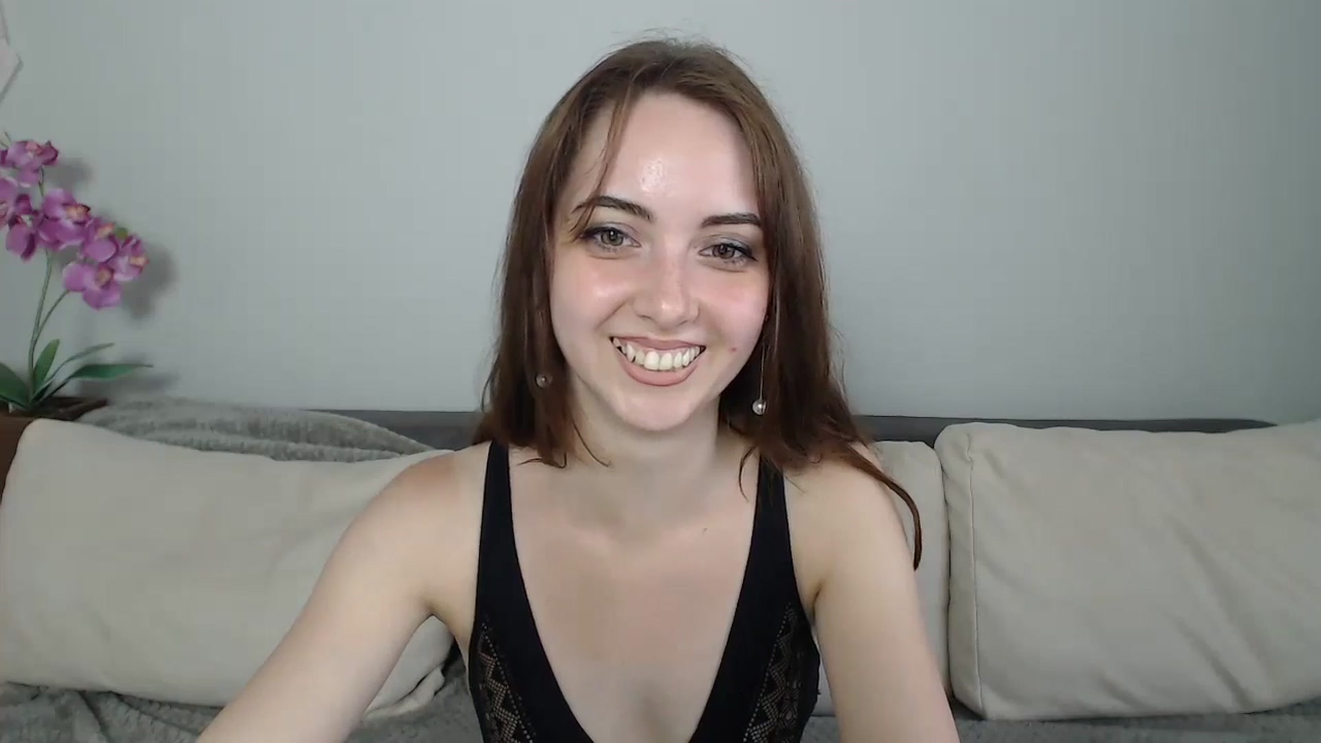 Gallery image thumbnail from BellaDream_m's myfreecams stream on, 06/26/2024, 13:43 image 15 of 20