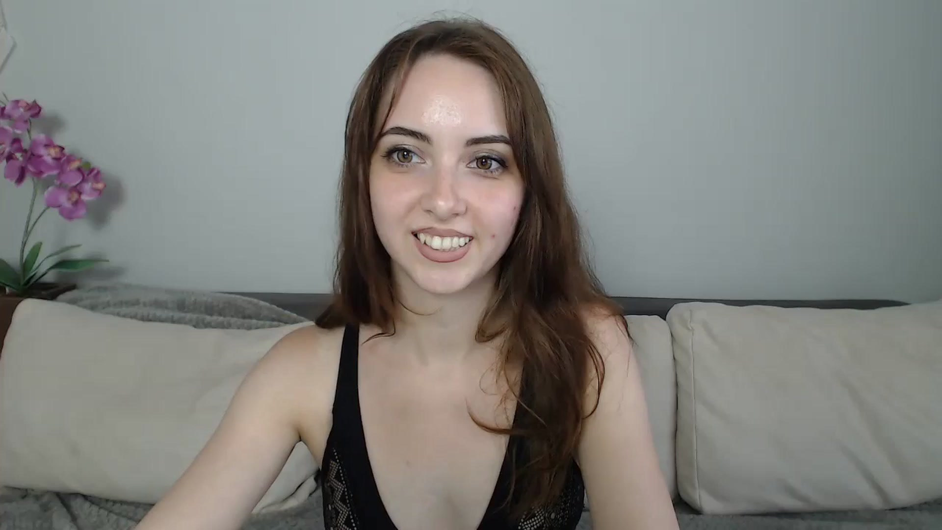 Gallery image thumbnail from BellaDream_m's myfreecams stream on, 06/26/2024, 15:01 image 2 of 20