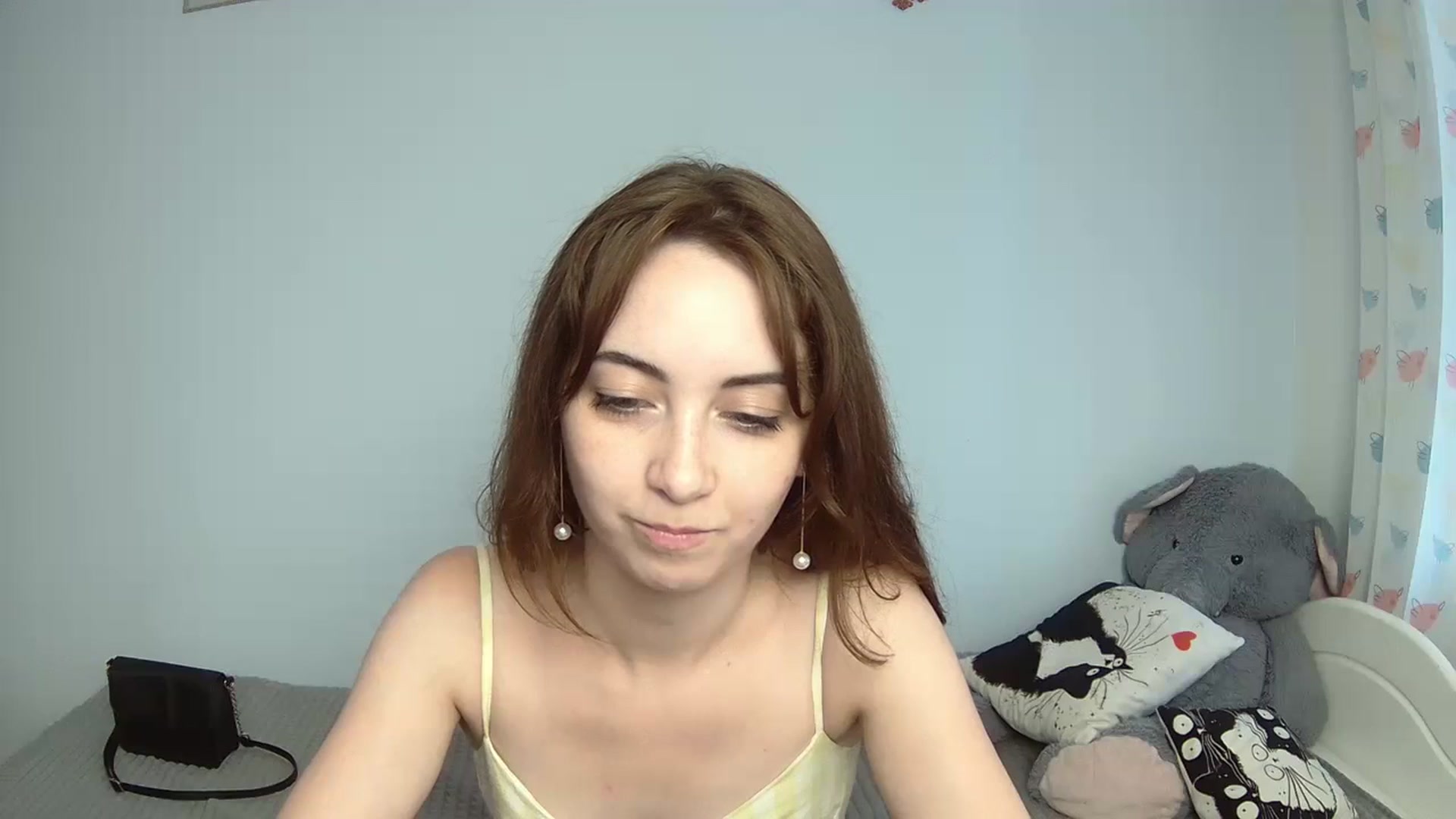 Gallery image thumbnail from BellaDream_m's myfreecams stream on, 06/28/2024, 17:57 image 2 of 20