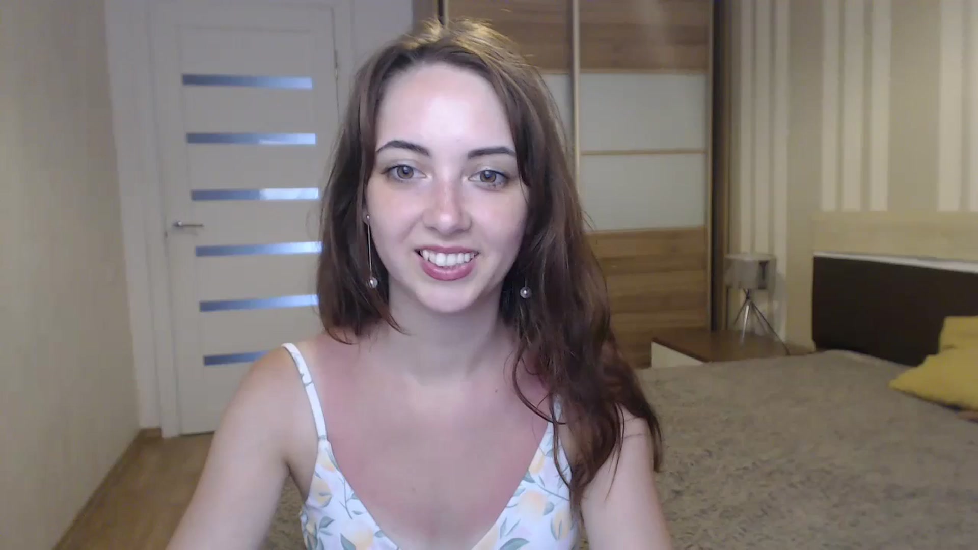 Gallery image thumbnail from BellaDream_m's myfreecams stream on, 07/01/2024, 11:21 image 4 of 20