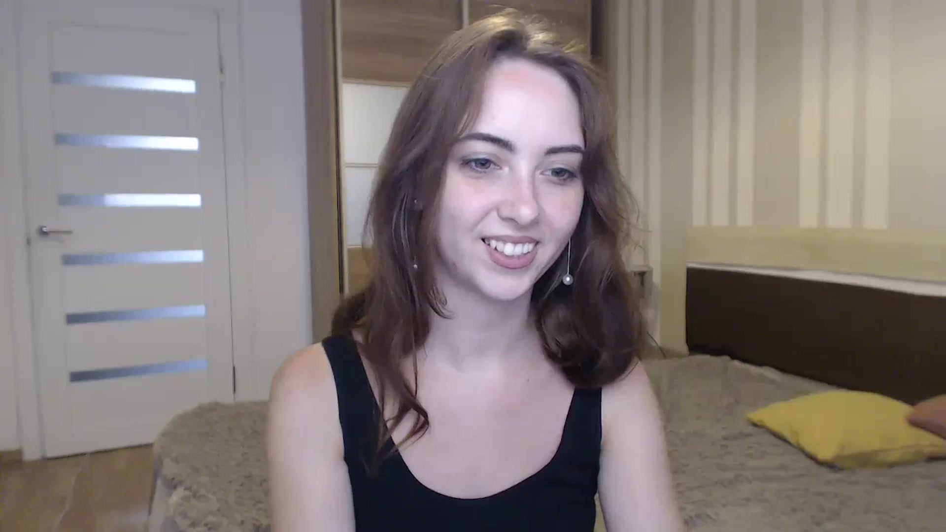 Gallery image thumbnail from BellaDream_m's myfreecams stream on, 07/03/2024, 07:23 image 17 of 20