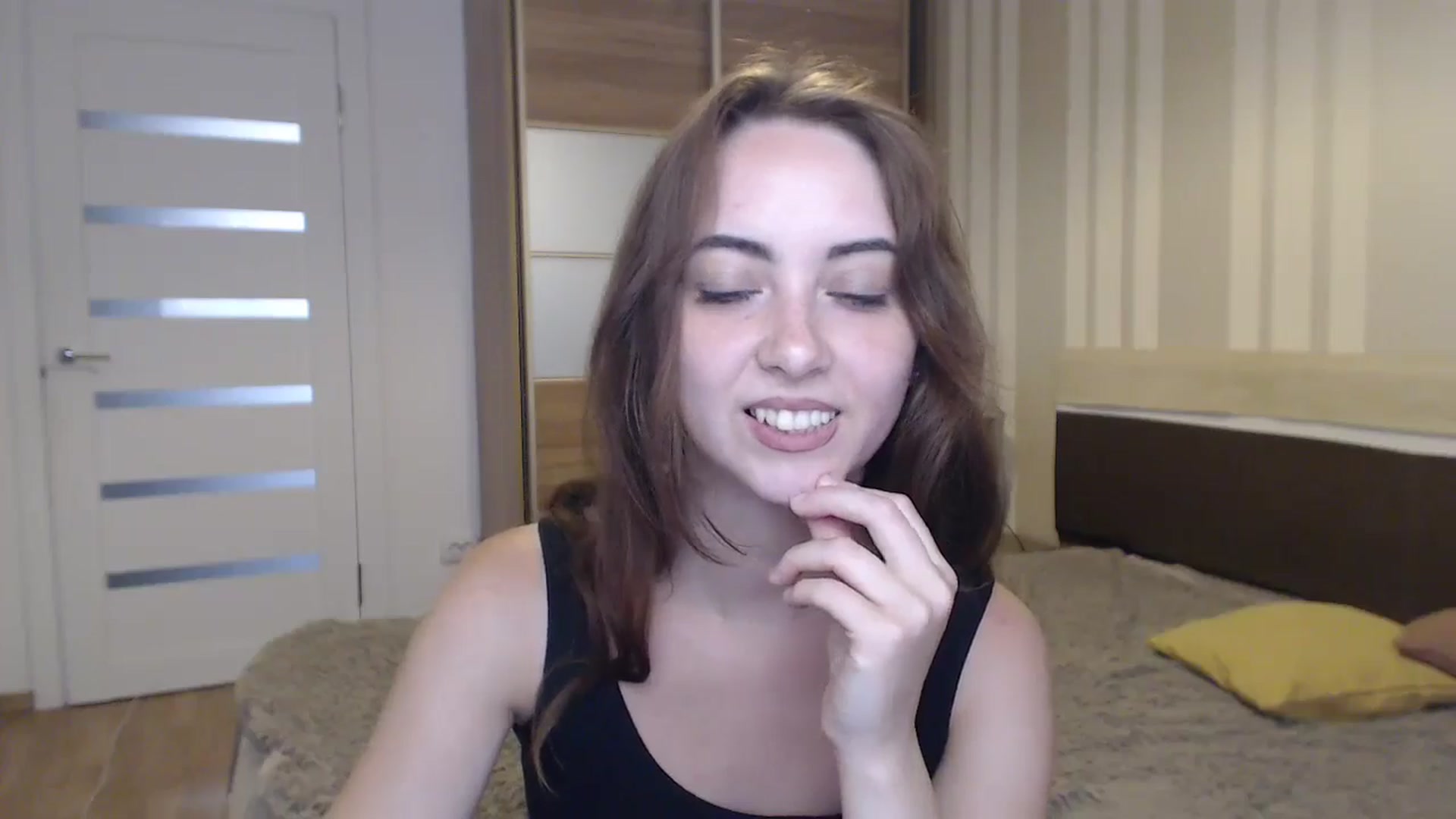 Gallery image thumbnail from BellaDream_m's myfreecams stream on, 07/03/2024, 07:23 image 13 of 20