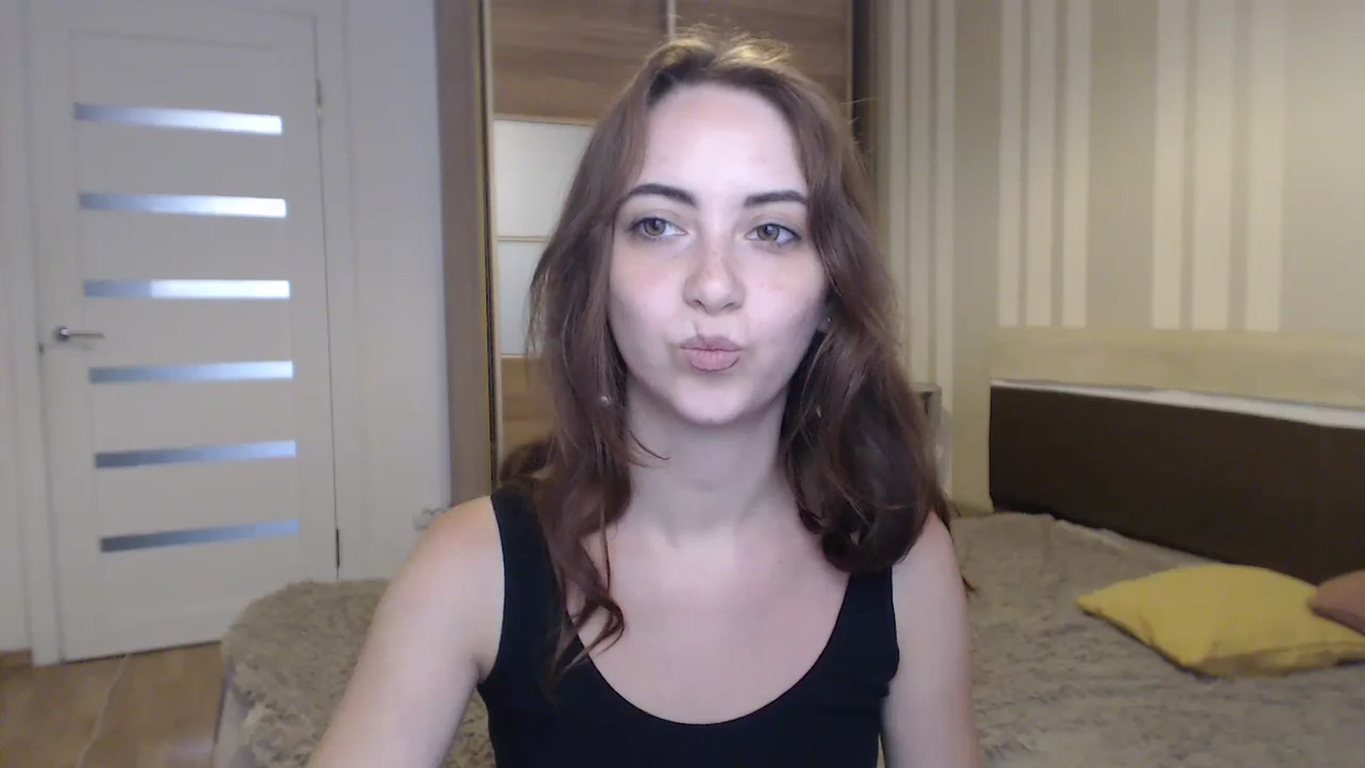 Gallery image thumbnail from BellaDream_m's myfreecams stream on, 07/03/2024, 07:23 image 18 of 20