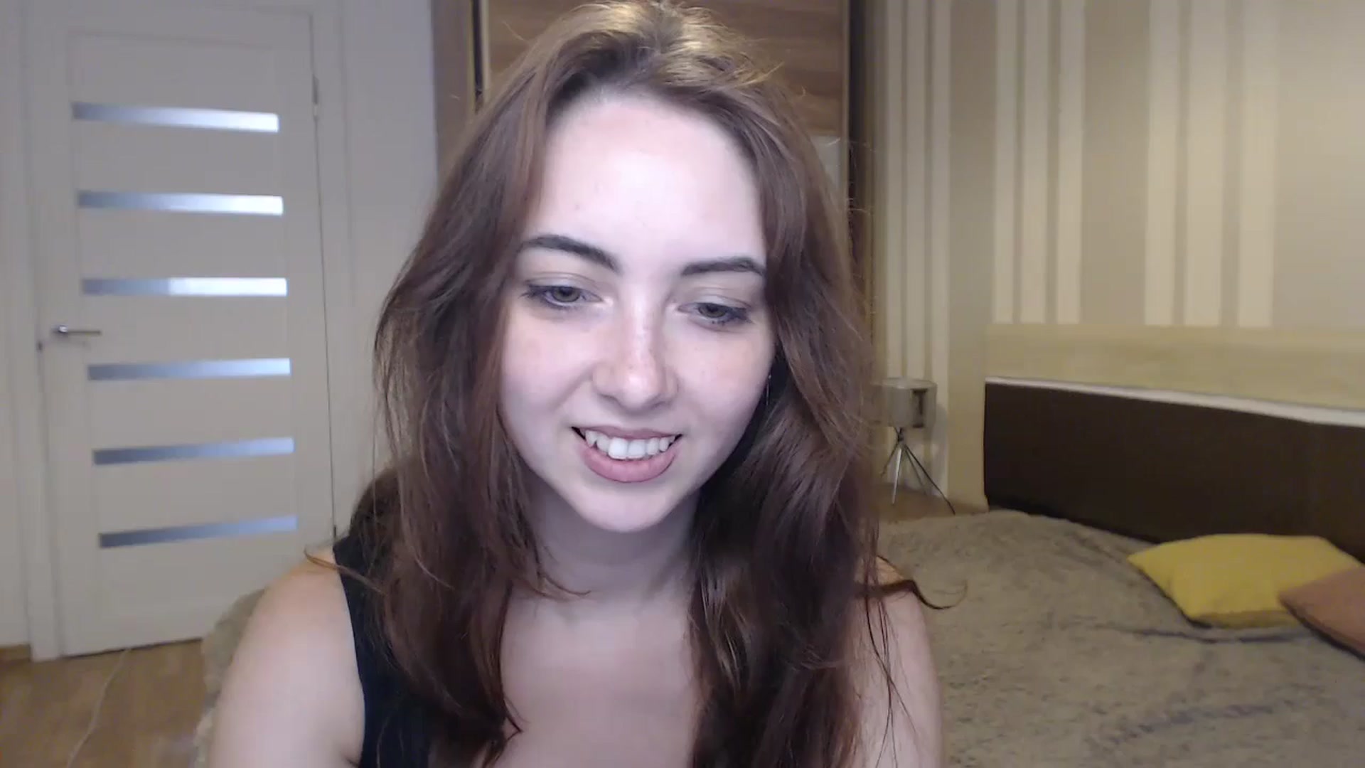 Gallery image thumbnail from BellaDream_m's myfreecams stream on, 07/03/2024, 08:16 image 2 of 20