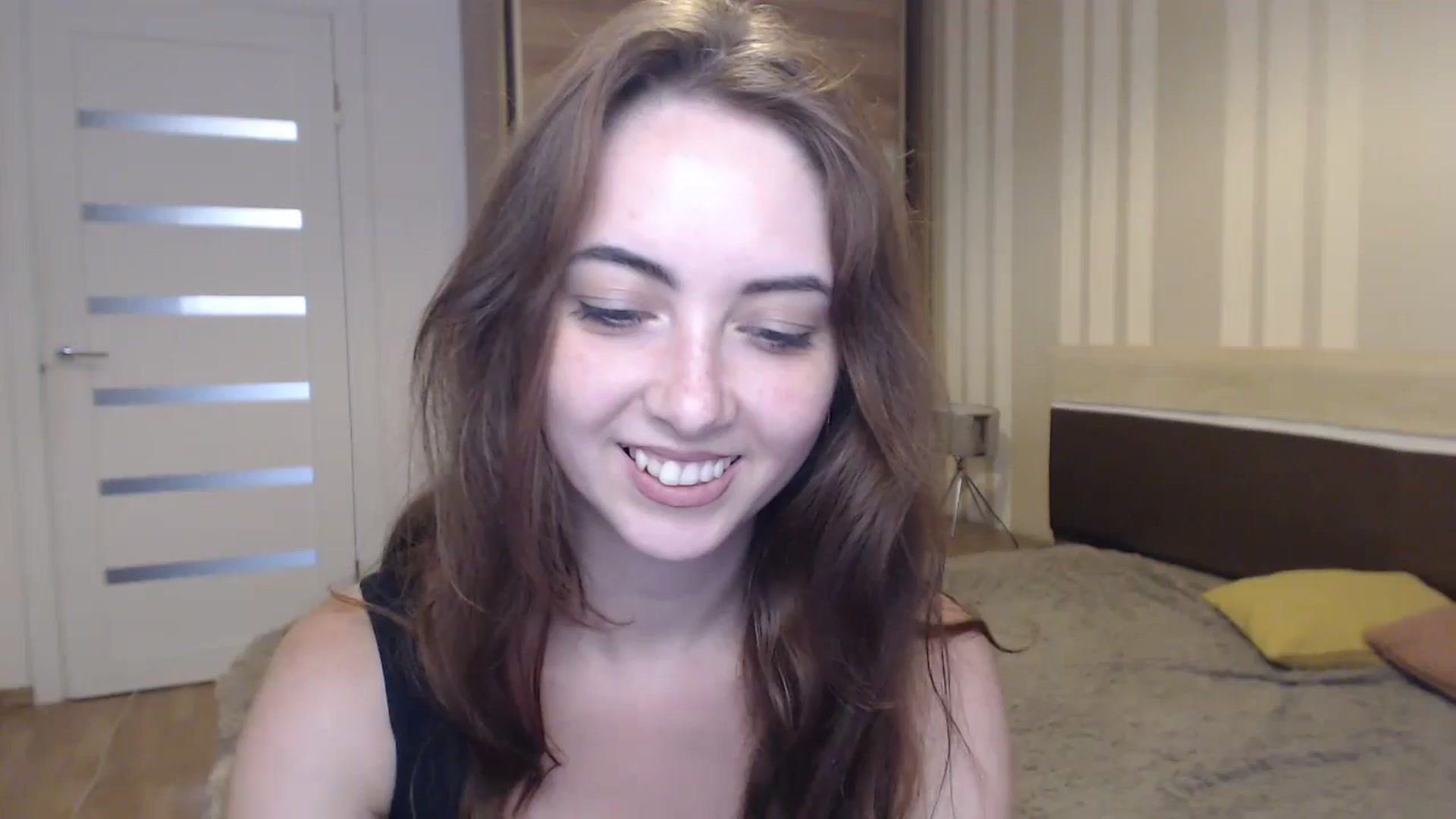 Gallery image thumbnail from BellaDream_m's myfreecams stream on, 07/03/2024, 08:16 image 1 of 20