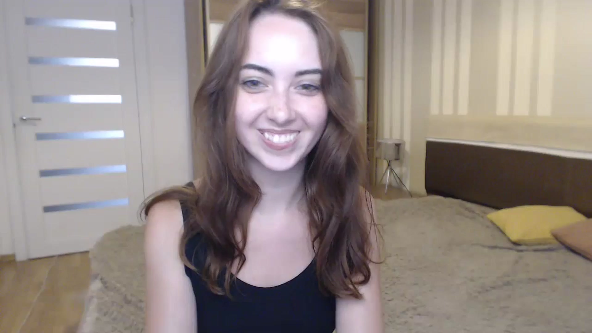 Gallery image thumbnail from BellaDream_m's myfreecams stream on, 07/03/2024, 08:16 image 14 of 20