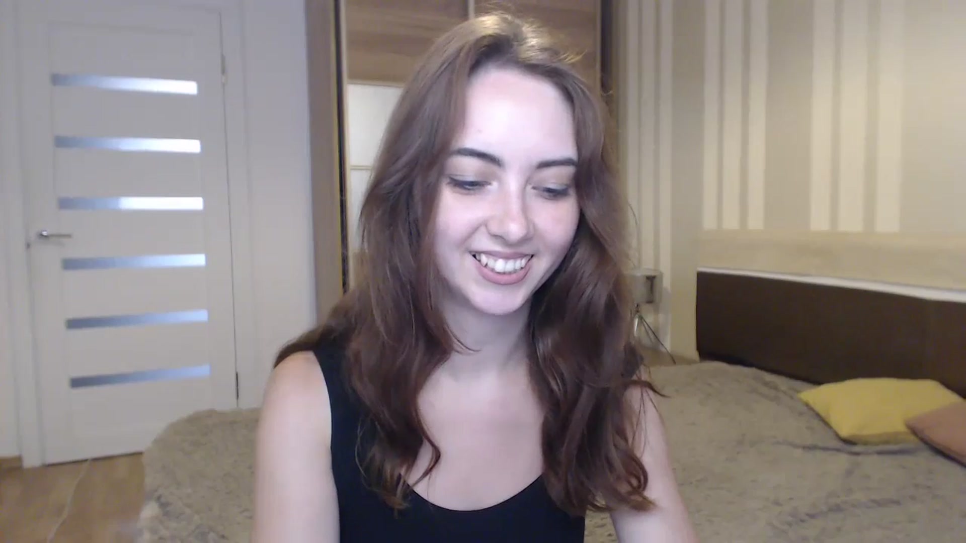 Gallery image thumbnail from BellaDream_m's myfreecams stream on, 07/03/2024, 08:16 image 5 of 20