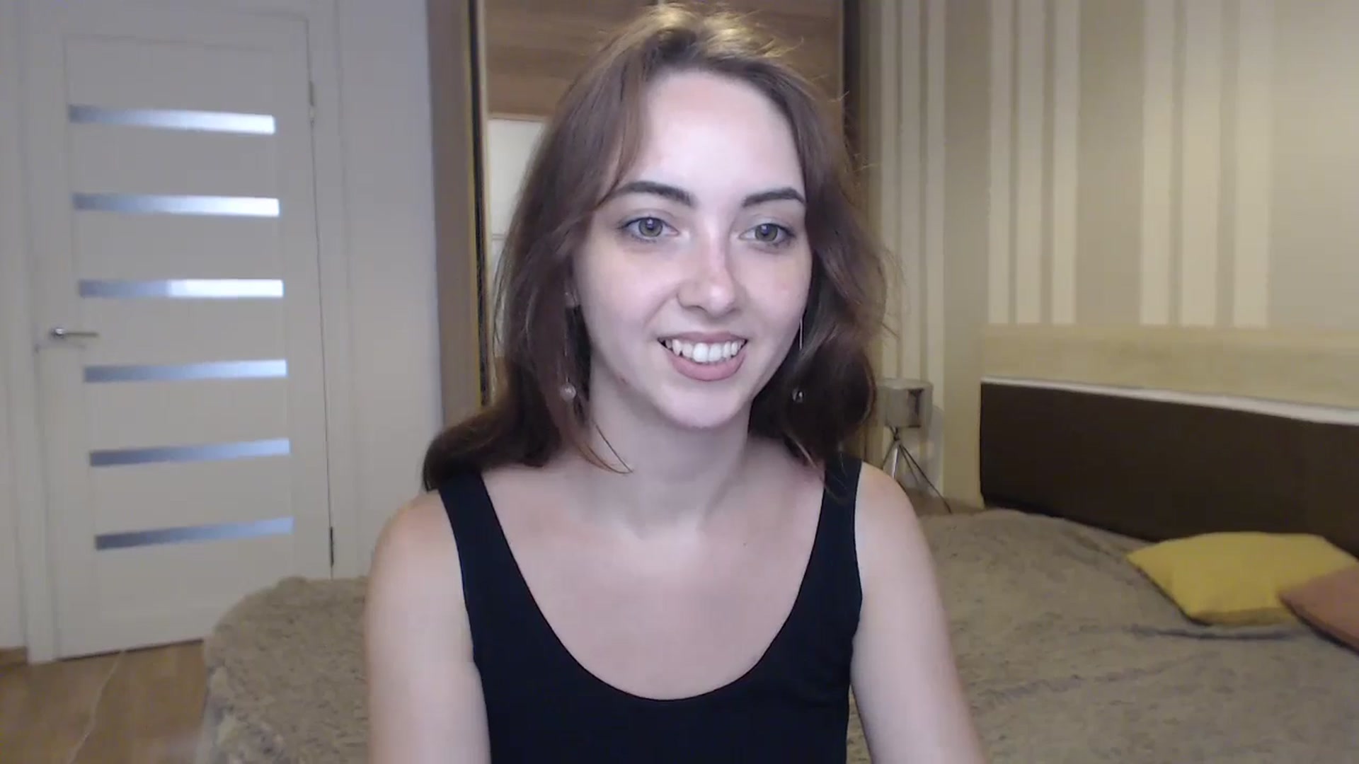 Gallery image thumbnail from BellaDream_m's myfreecams stream on, 07/03/2024, 08:59 image 11 of 20