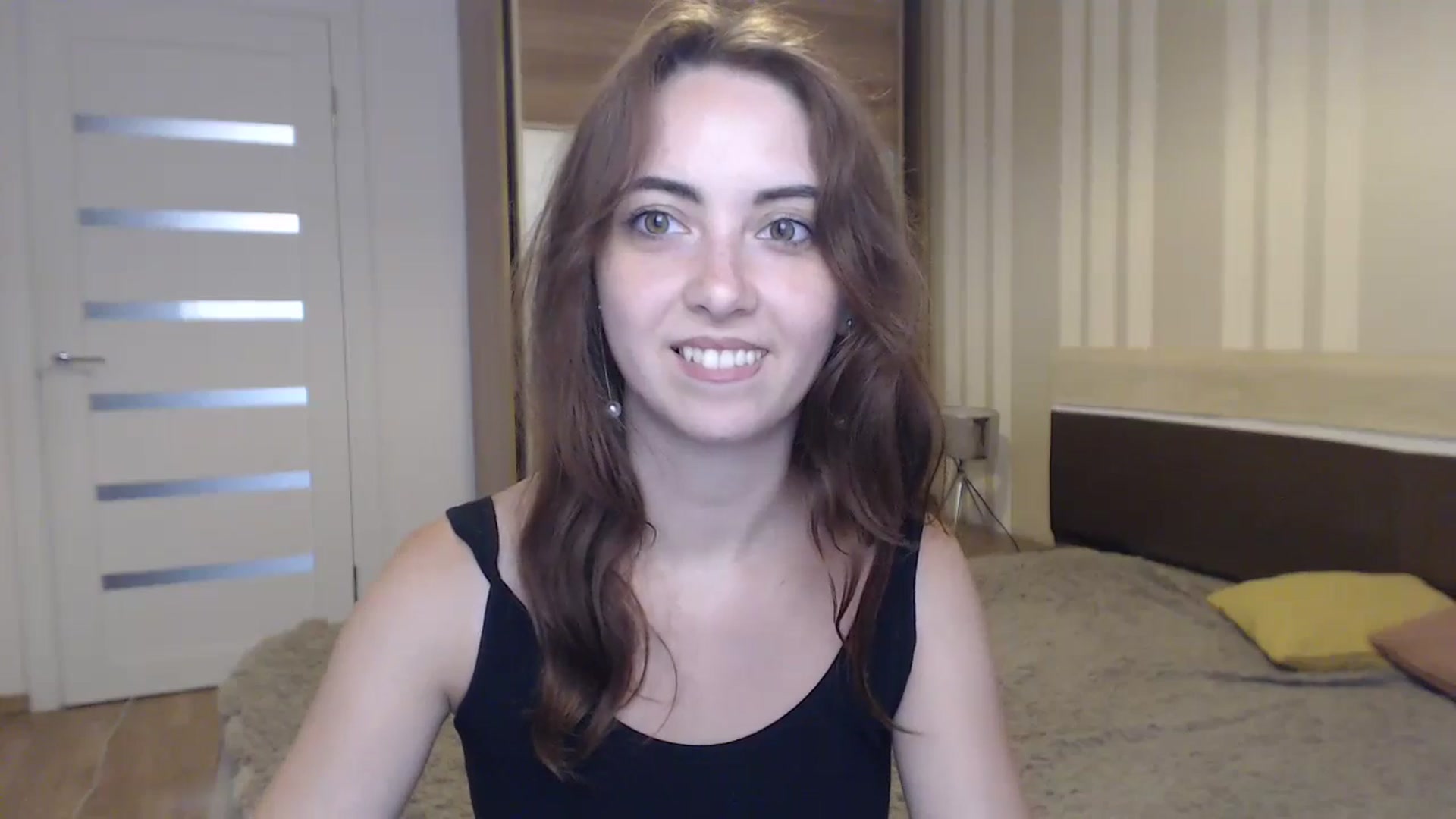 Gallery image thumbnail from BellaDream_m's myfreecams stream on, 07/03/2024, 08:59 image 9 of 20