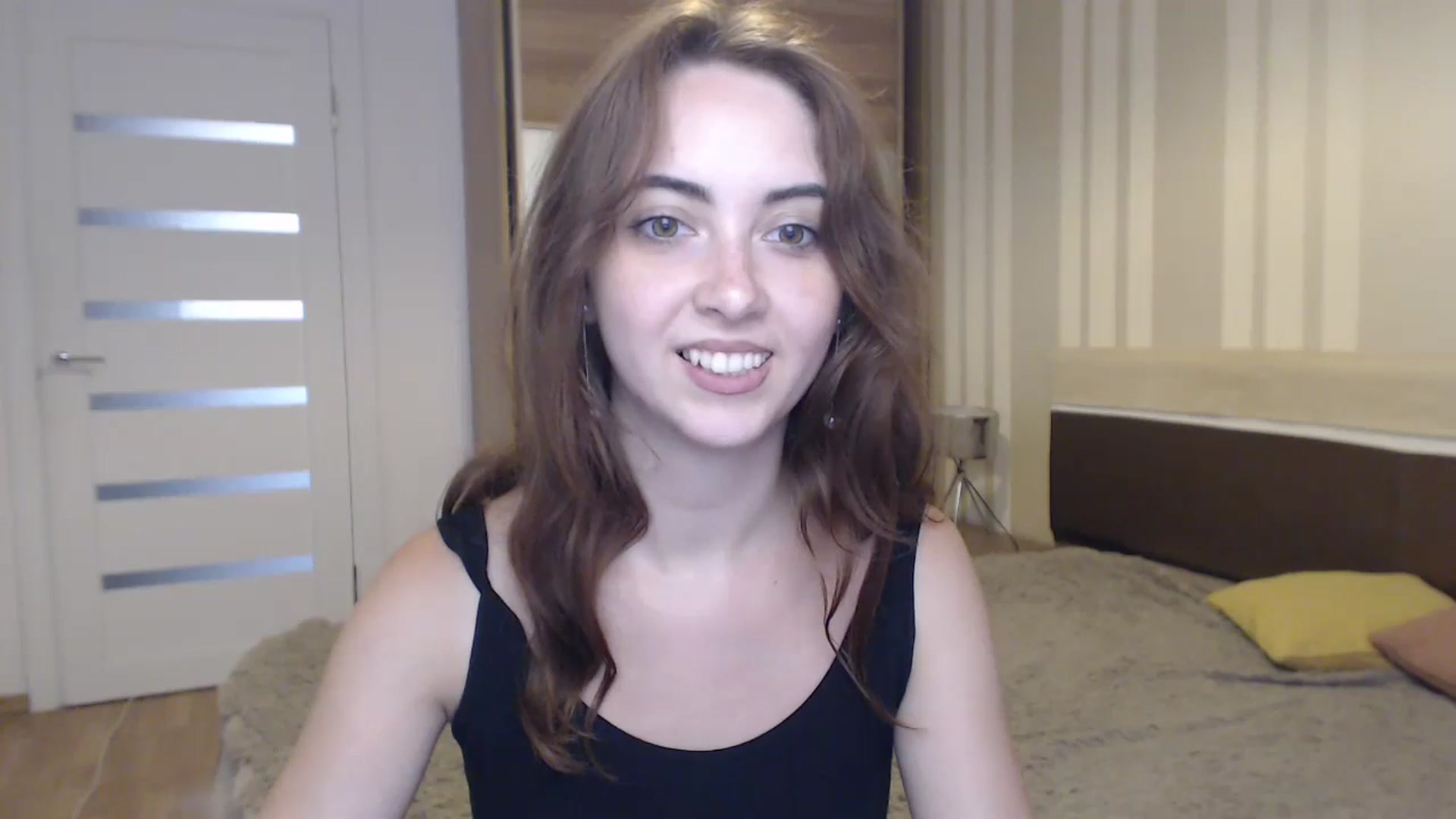 Gallery image thumbnail from BellaDream_m's myfreecams stream on, 07/03/2024, 08:59 image 2 of 20