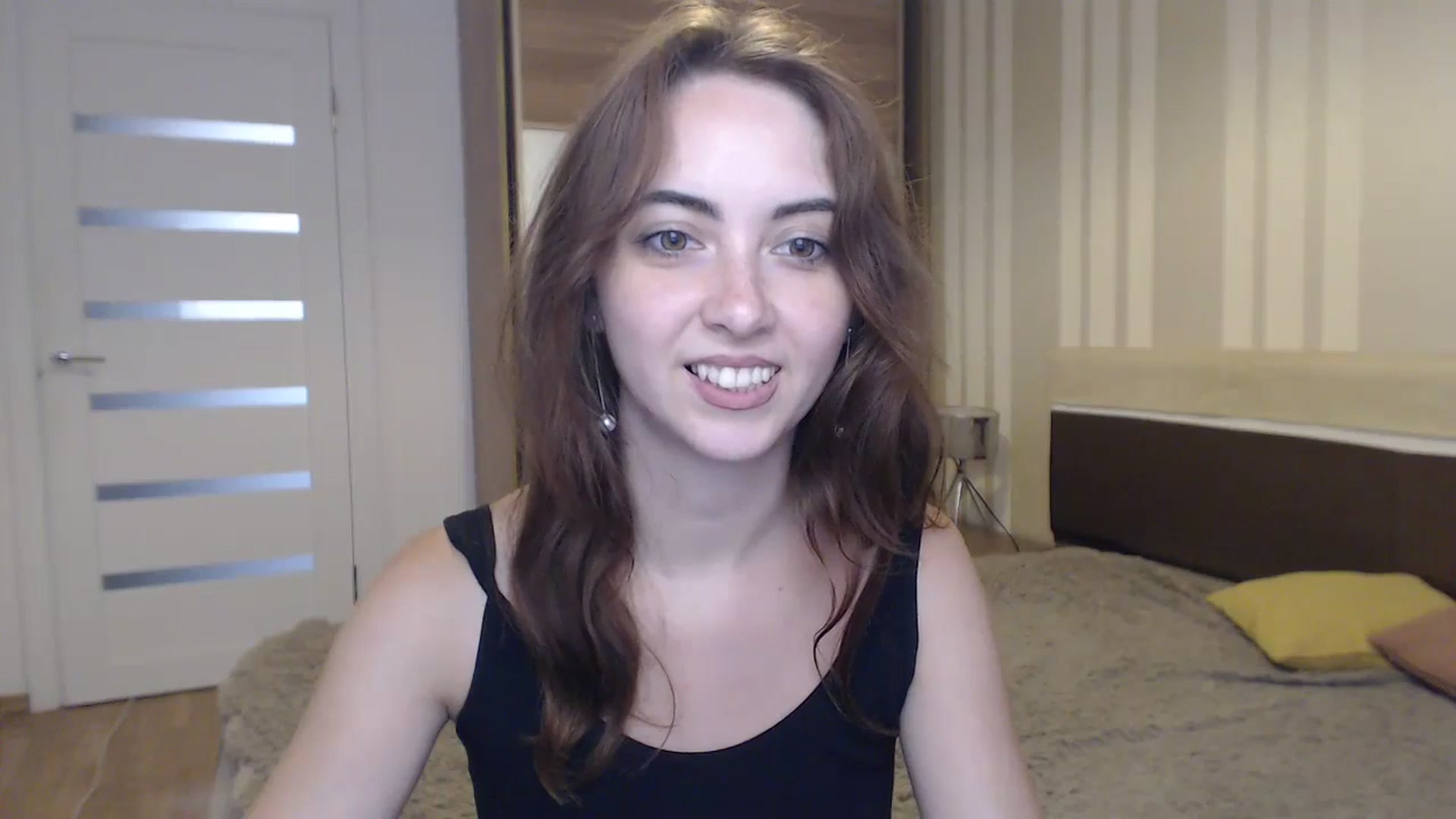 Gallery image thumbnail from BellaDream_m's myfreecams stream on, 07/03/2024, 08:59 image 4 of 20