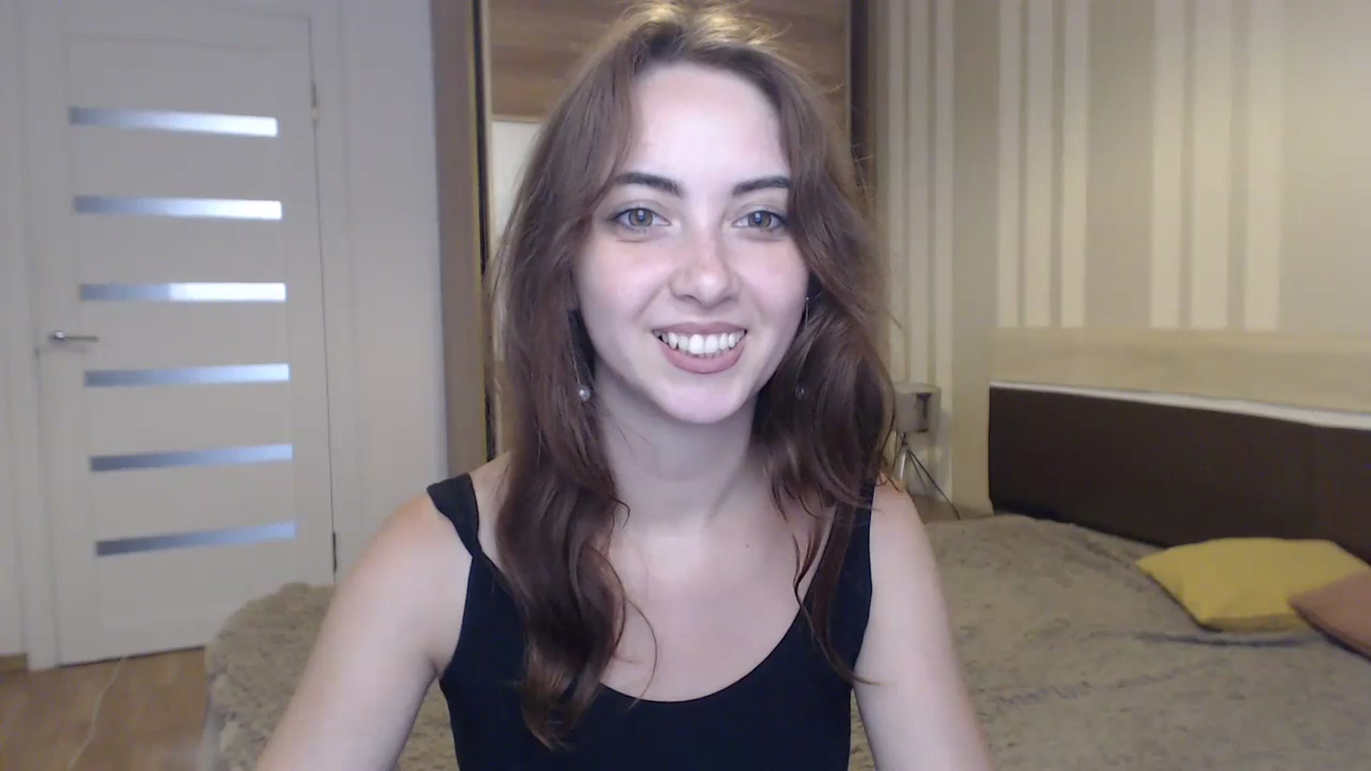 Gallery image thumbnail from BellaDream_m's myfreecams stream on, 07/03/2024, 08:59 image 8 of 20
