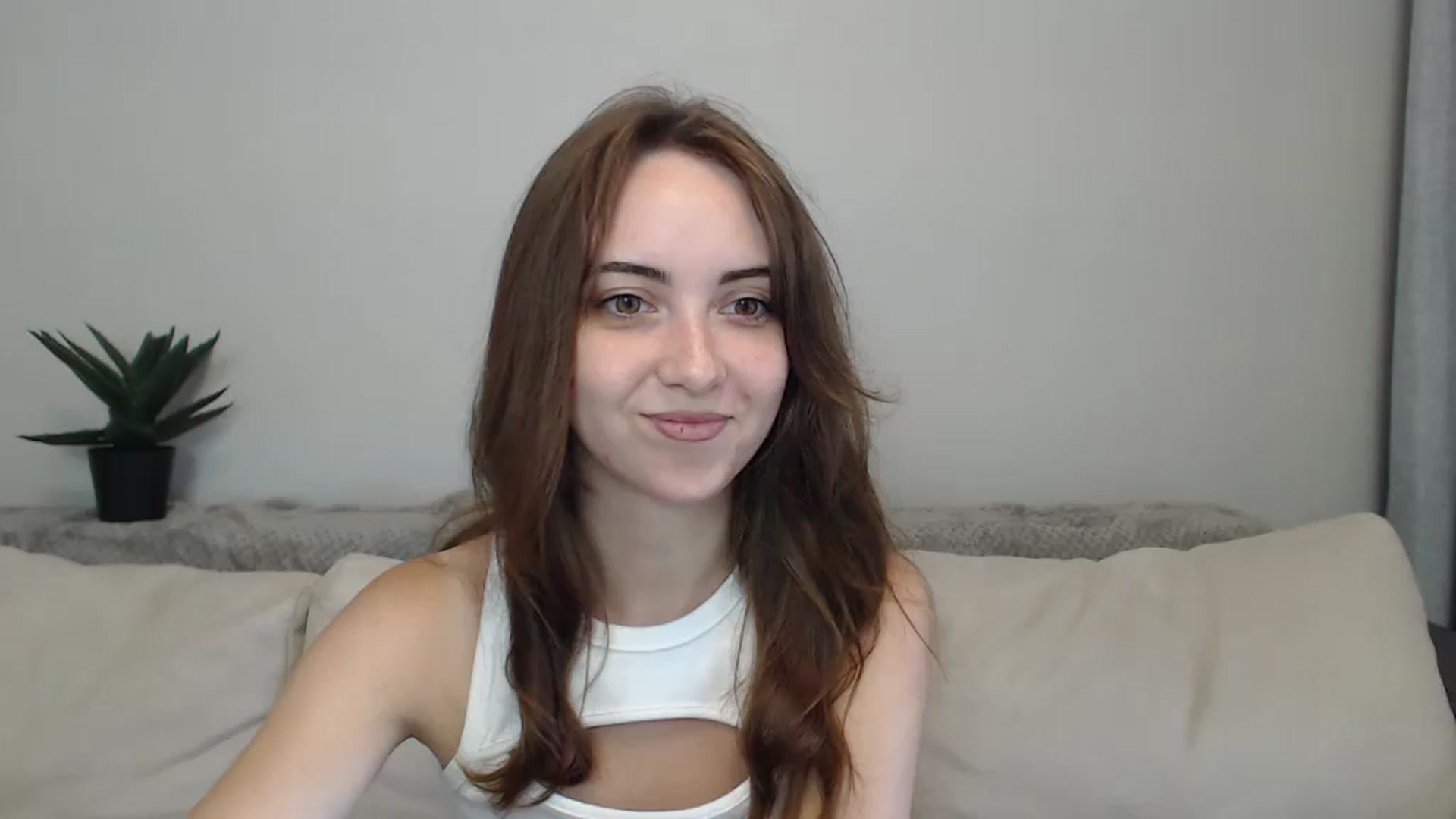 Gallery image thumbnail from BellaDream_m's myfreecams stream on, 07/05/2024, 07:15 image 12 of 20