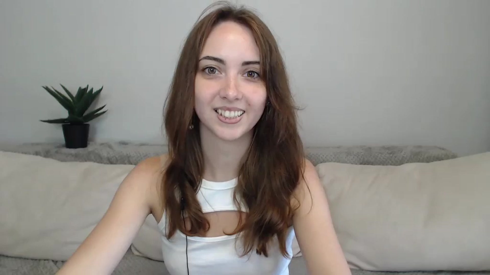 Gallery image thumbnail from BellaDream_m's myfreecams stream on, 07/05/2024, 08:23 image 6 of 20