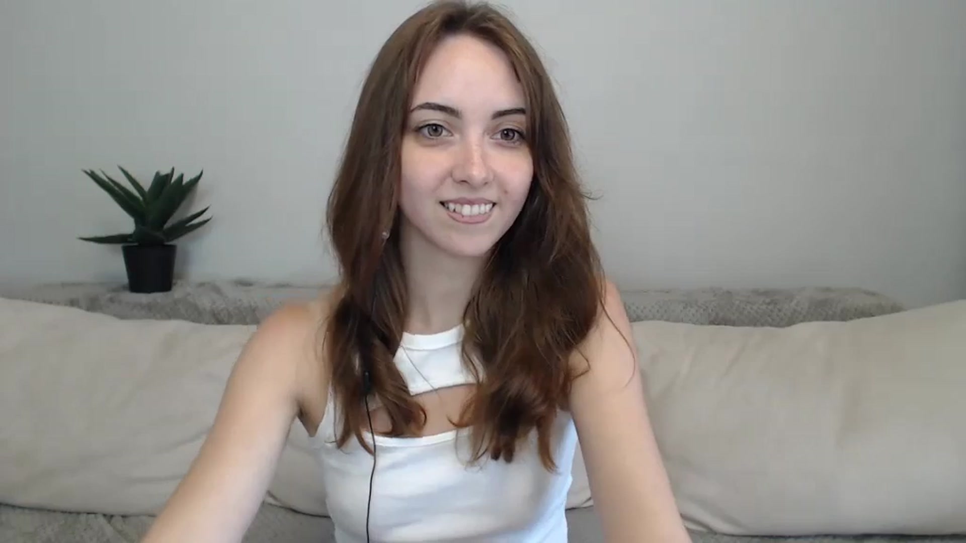 Gallery image thumbnail from BellaDream_m's myfreecams stream on, 07/05/2024, 08:23 image 5 of 20