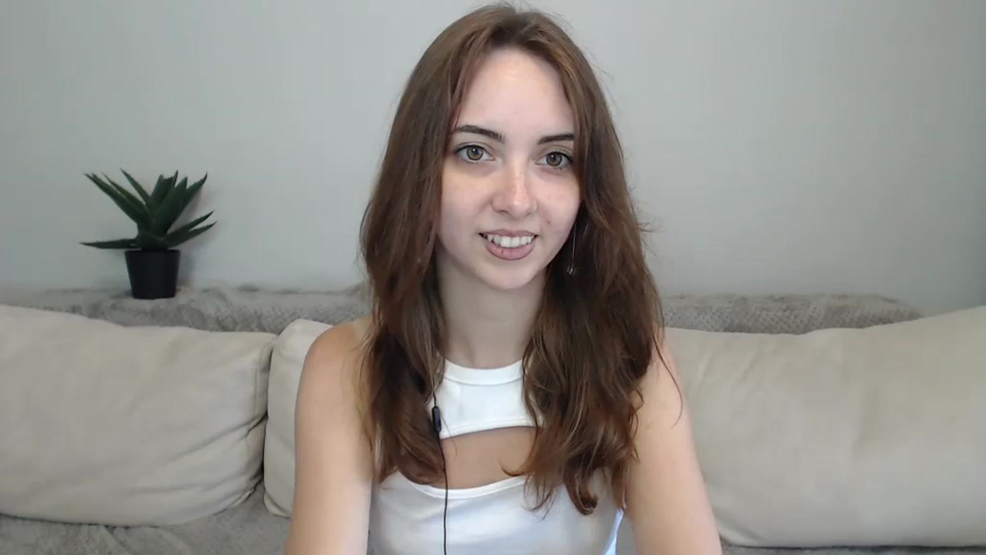 Gallery image thumbnail from BellaDream_m's myfreecams stream on, 07/05/2024, 08:23 image 9 of 20