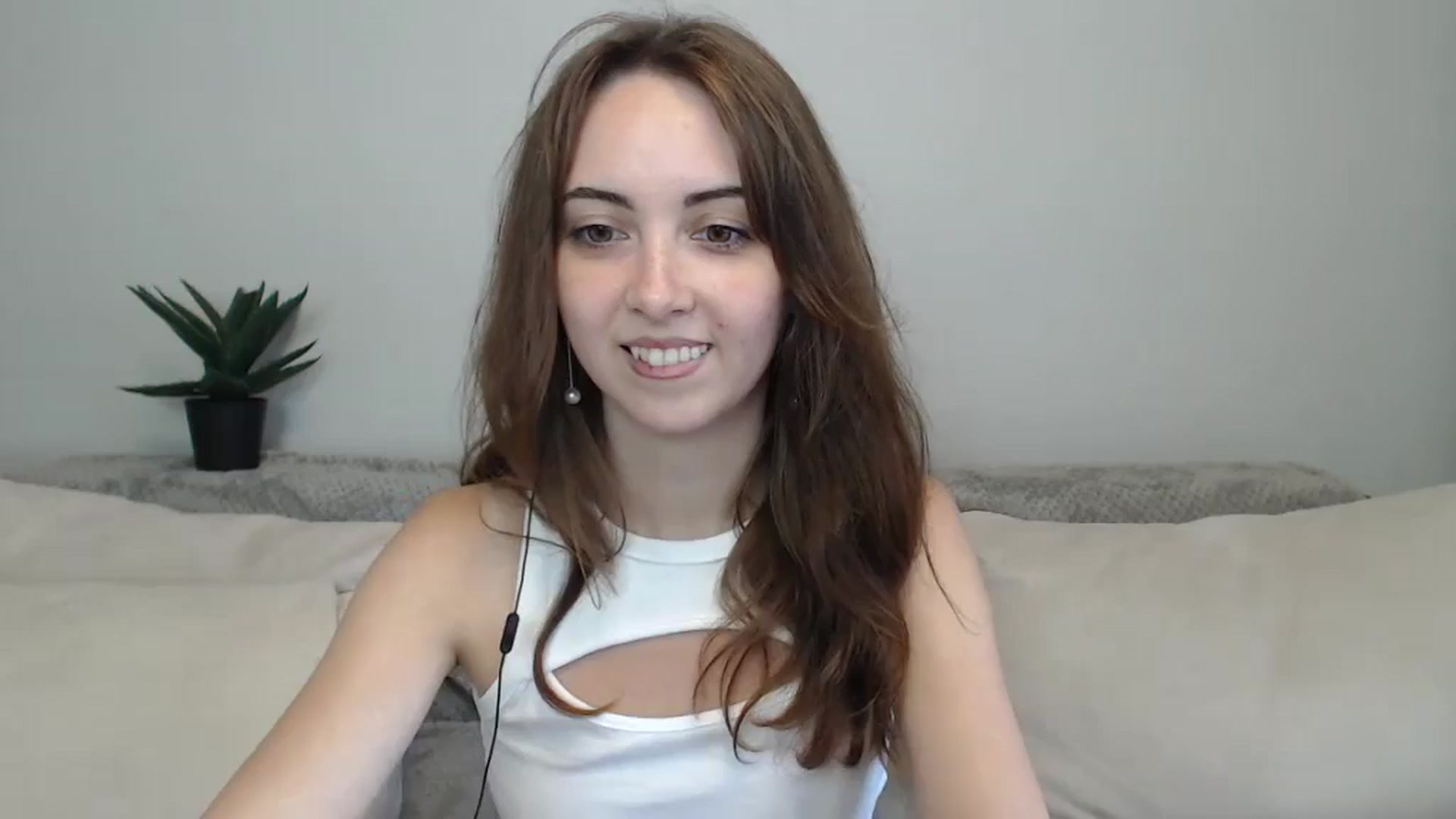 Gallery image thumbnail from BellaDream_m's myfreecams stream on, 07/05/2024, 09:53 image 4 of 20