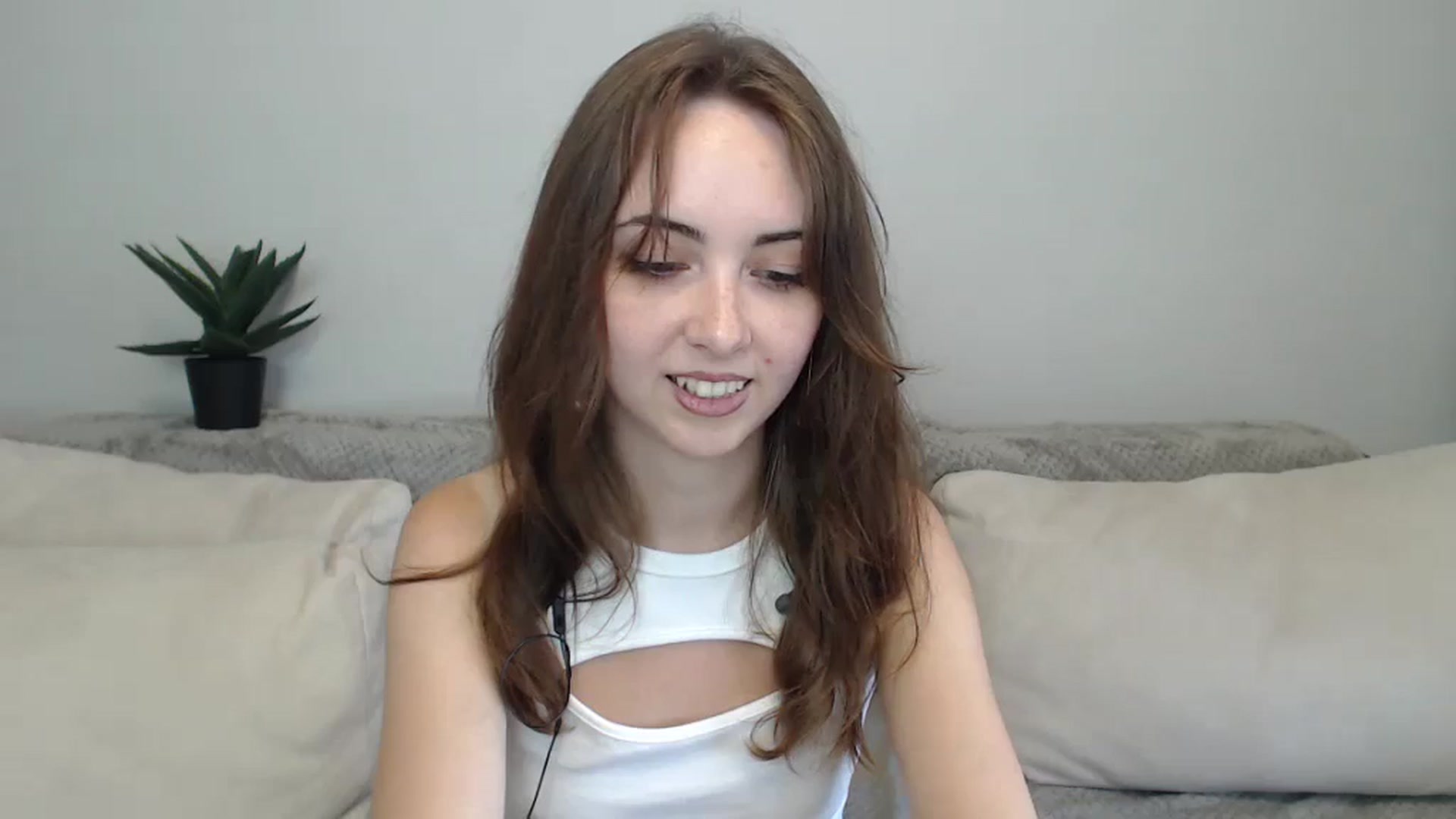 Gallery image thumbnail from BellaDream_m's myfreecams stream on, 07/05/2024, 09:53 image 18 of 20