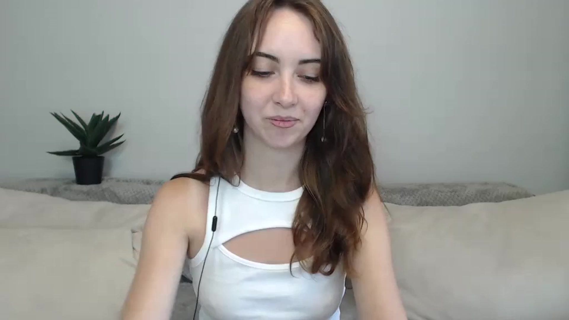Gallery image thumbnail from BellaDream_m's myfreecams stream on, 07/05/2024, 09:53 image 3 of 20