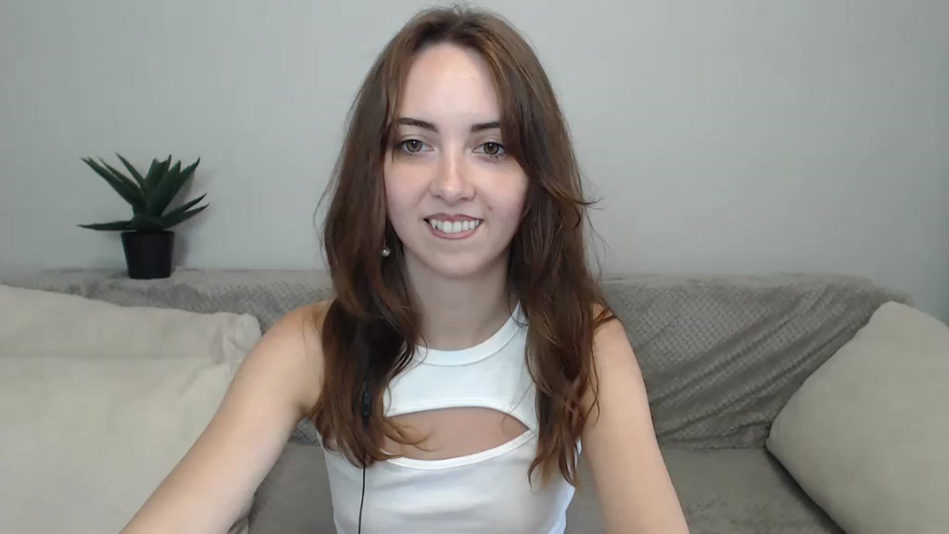Gallery image thumbnail from BellaDream_m's myfreecams stream on, 07/05/2024, 11:01 image 8 of 20
