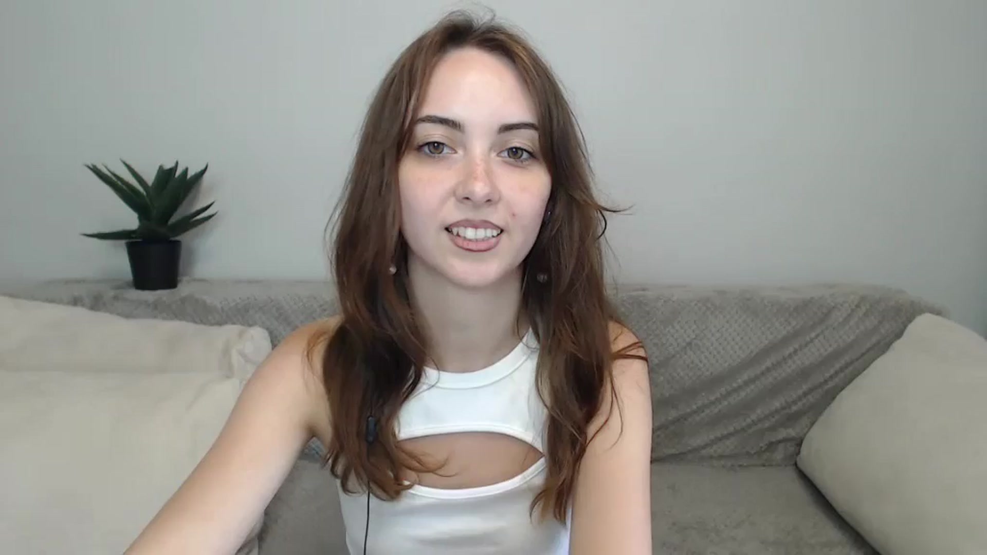 Gallery image thumbnail from BellaDream_m's myfreecams stream on, 07/05/2024, 11:01 image 15 of 20