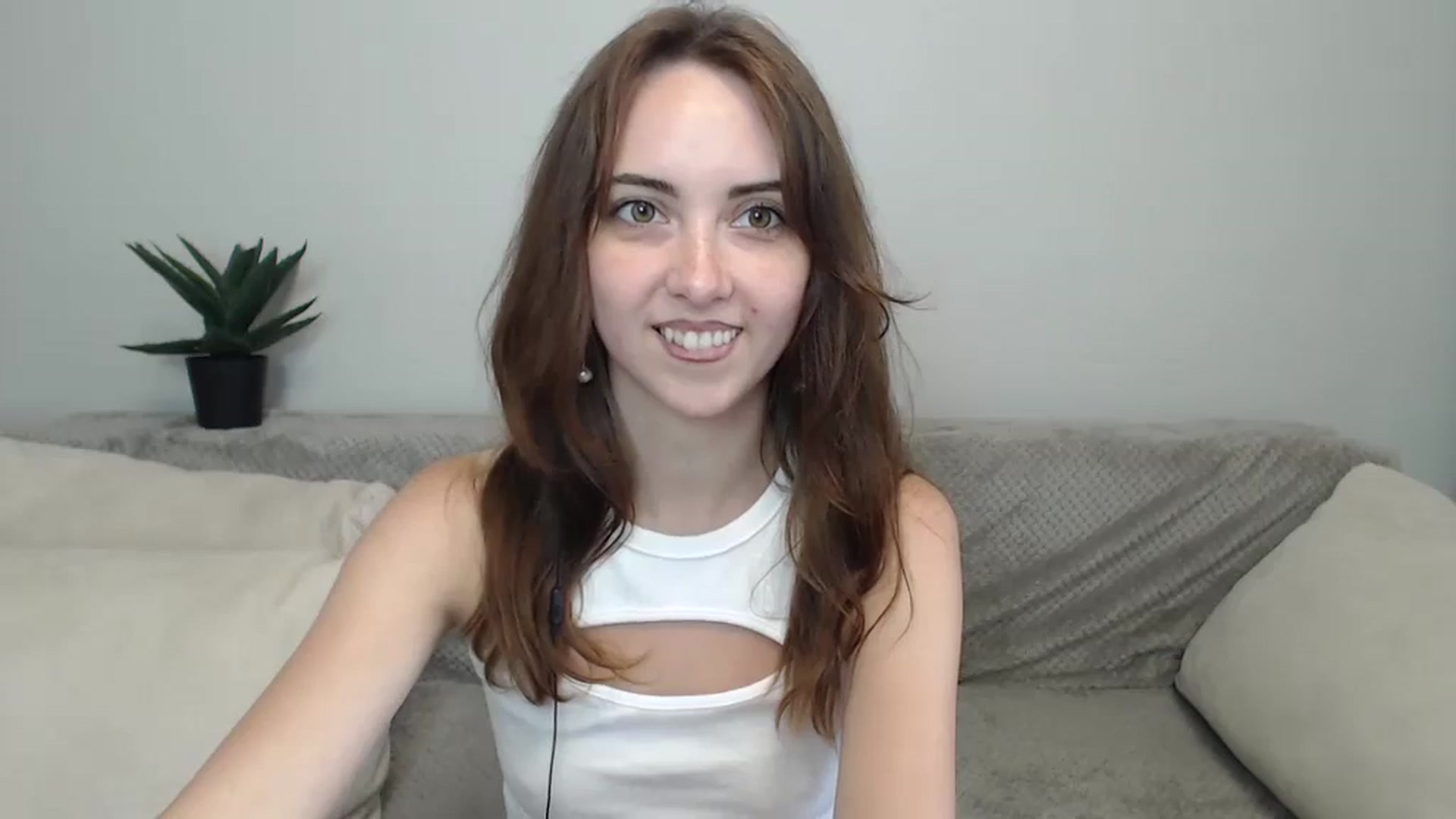 Gallery image thumbnail from BellaDream_m's myfreecams stream on, 07/05/2024, 11:01 image 5 of 20
