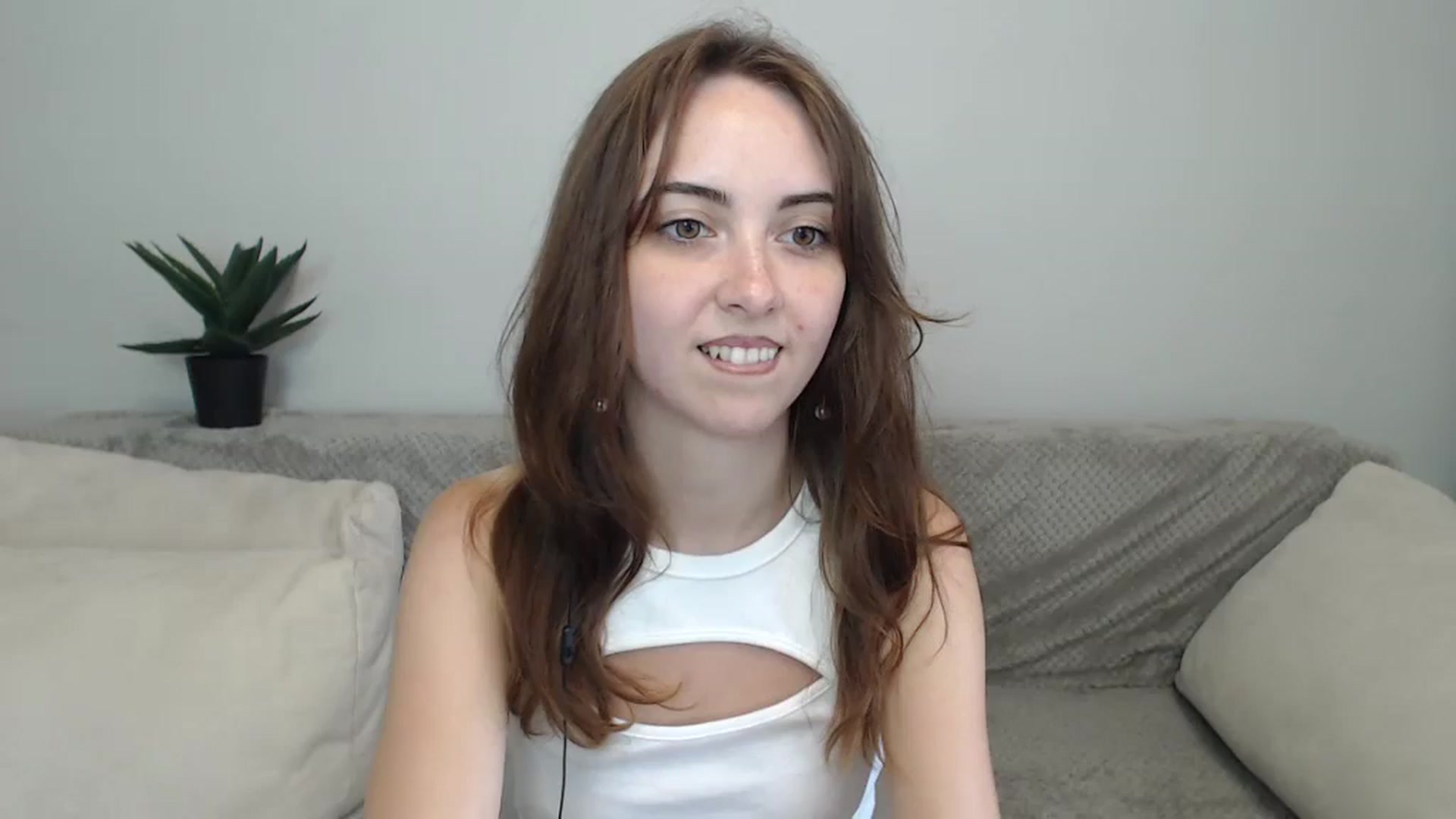 Gallery image thumbnail from BellaDream_m's myfreecams stream on, 07/05/2024, 11:01 image 17 of 20