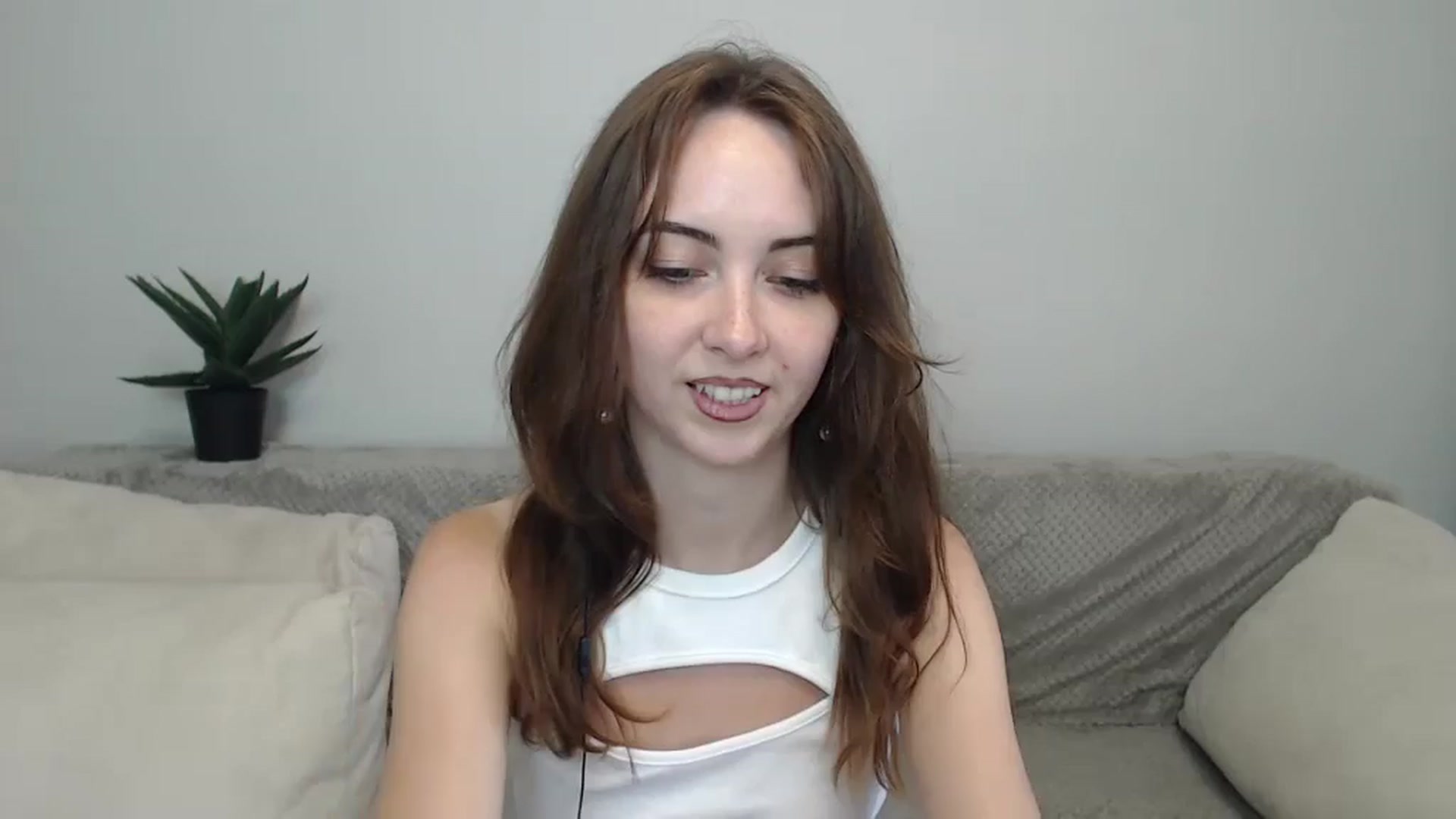 Gallery image thumbnail from BellaDream_m's myfreecams stream on, 07/05/2024, 11:01 image 1 of 20
