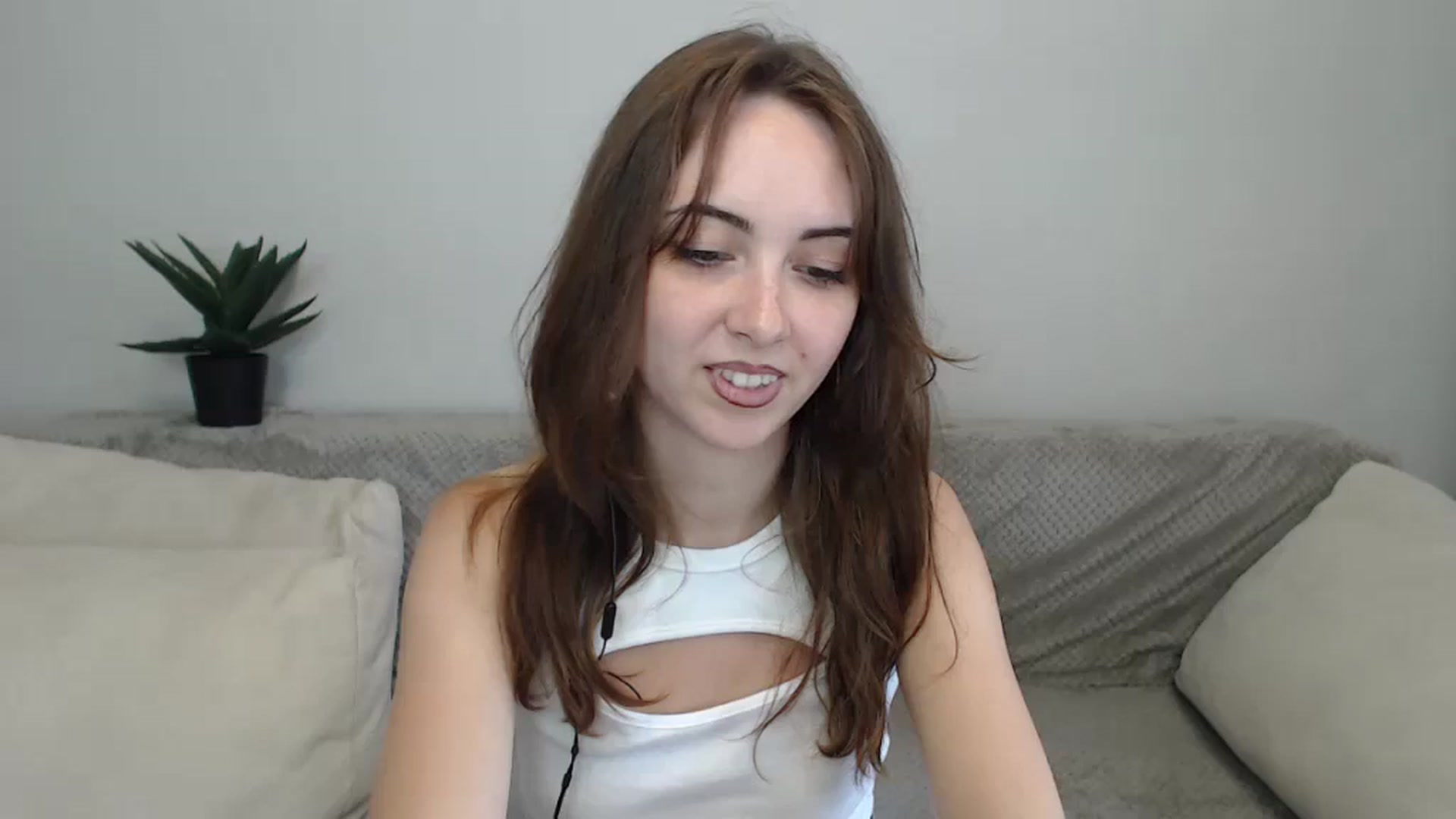 Gallery image thumbnail from BellaDream_m's myfreecams stream on, 07/05/2024, 11:48 image 5 of 20