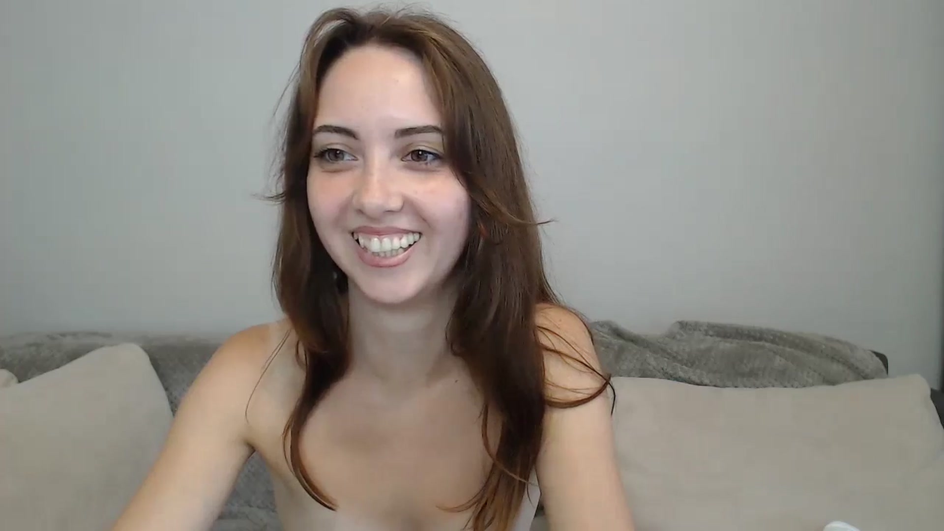 Gallery image thumbnail from BellaDream_m's myfreecams stream on, 07/06/2024, 11:25 image 9 of 20