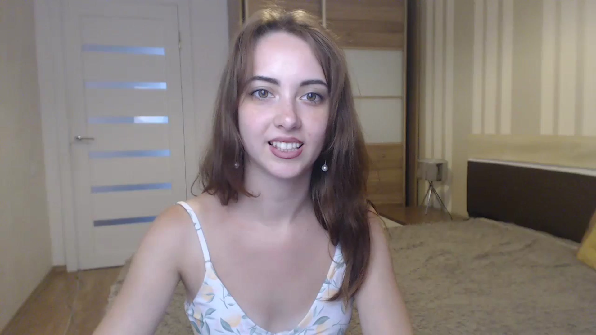 Gallery image thumbnail from BellaDream_m's myfreecams stream on, 07/08/2024, 09:58 image 9 of 20