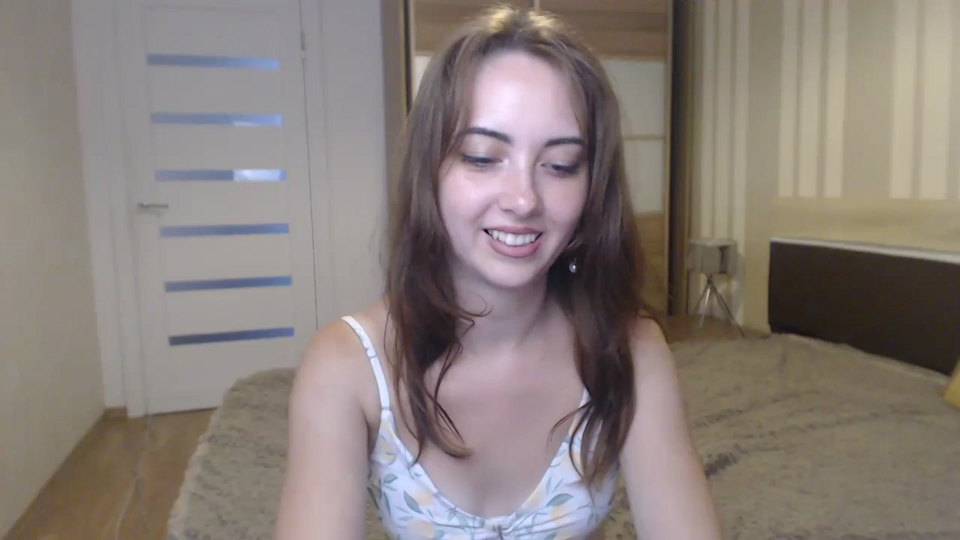 Gallery image thumbnail from BellaDream_m's myfreecams stream on, 07/08/2024, 11:05 image 17 of 20