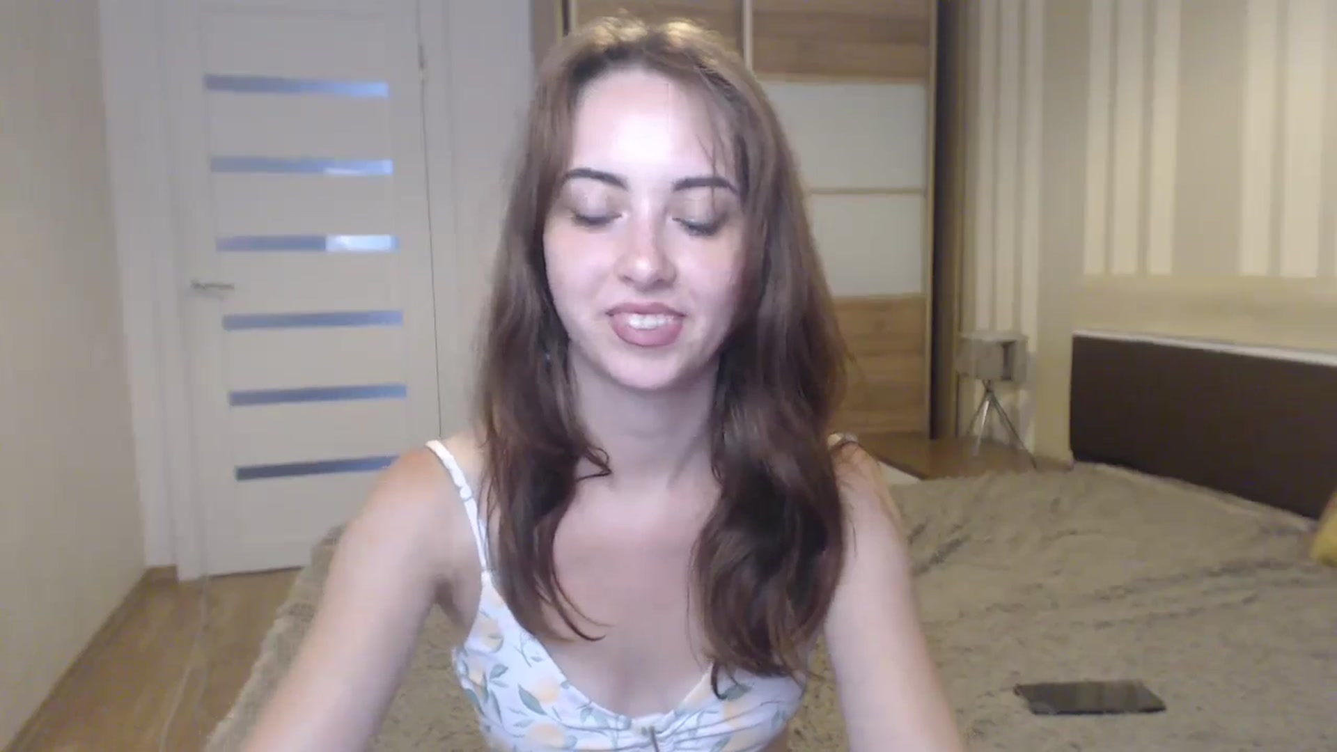 Gallery image thumbnail from BellaDream_m's myfreecams stream on, 07/08/2024, 11:51 image 8 of 20