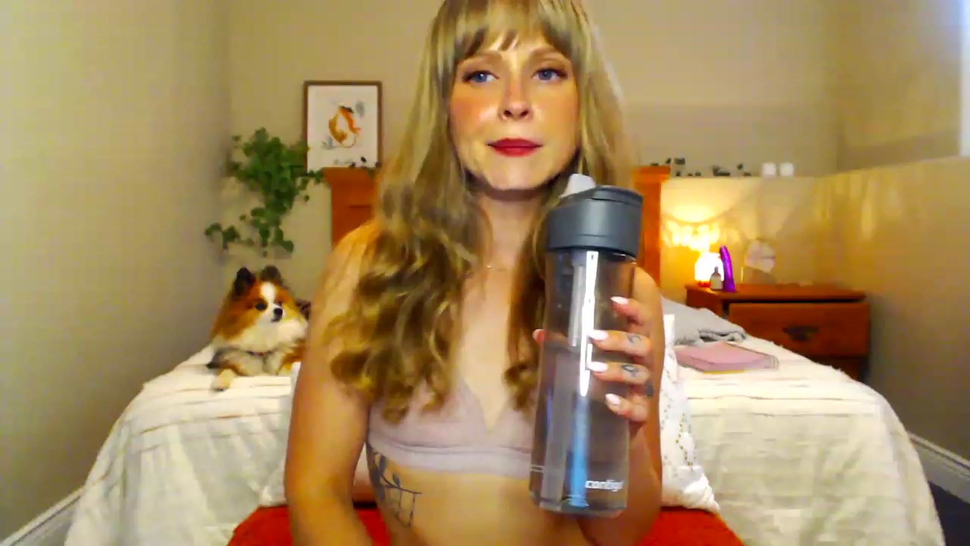 Gallery image thumbnail from BellaFairfox's myfreecams stream on, 06/26/2023, 21:05 image 19 of 20