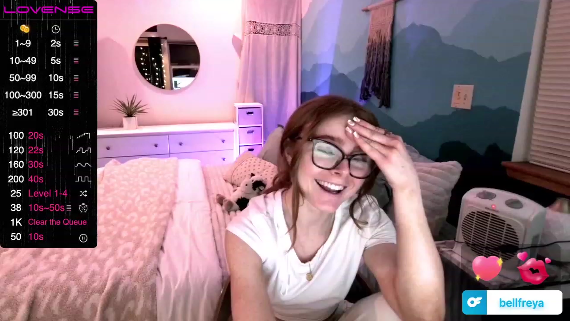 Gallery image thumbnail from BellaFreyaXo's myfreecams stream on, 12/03/2022, 01:46 image 2 of 20