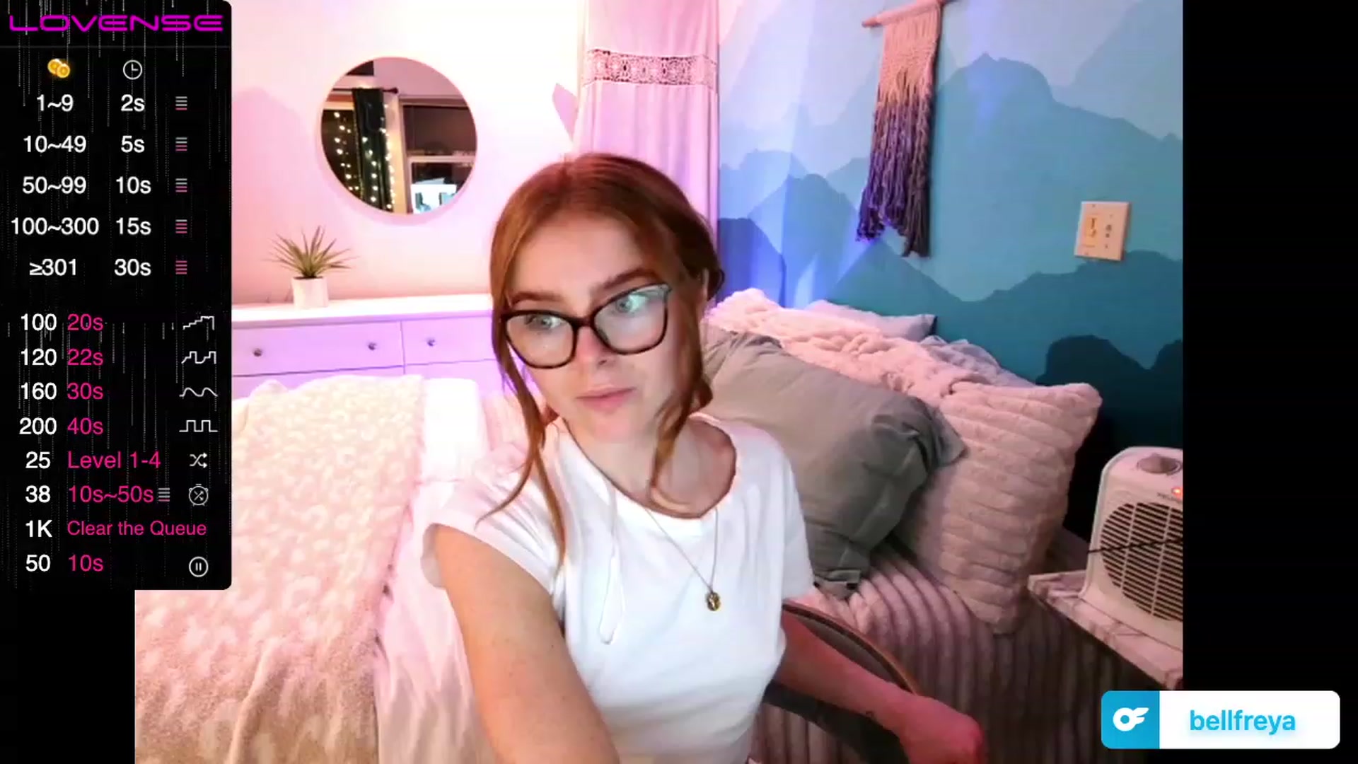 Gallery image thumbnail from BellaFreyaXo's myfreecams stream on, 12/03/2022, 01:46 image 10 of 20