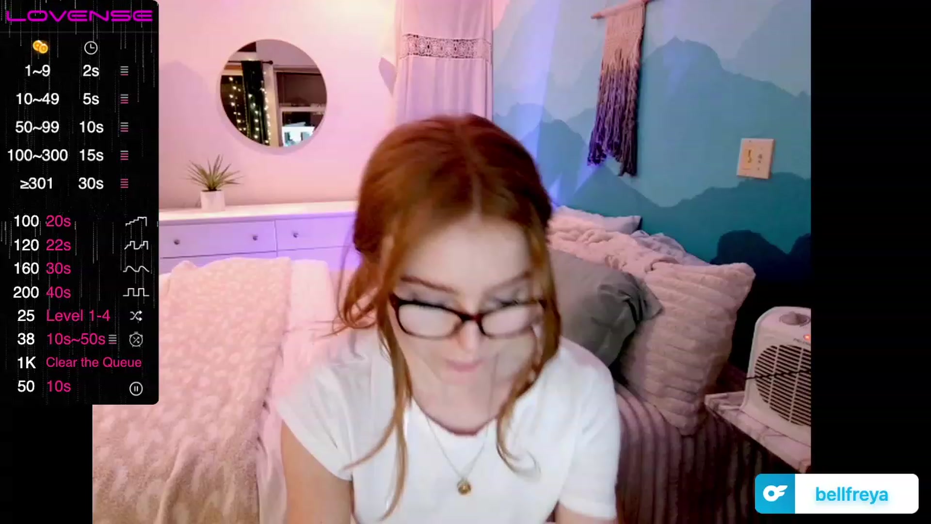 Gallery image thumbnail from BellaFreyaXo's myfreecams stream on, 12/03/2022, 01:46 image 11 of 20