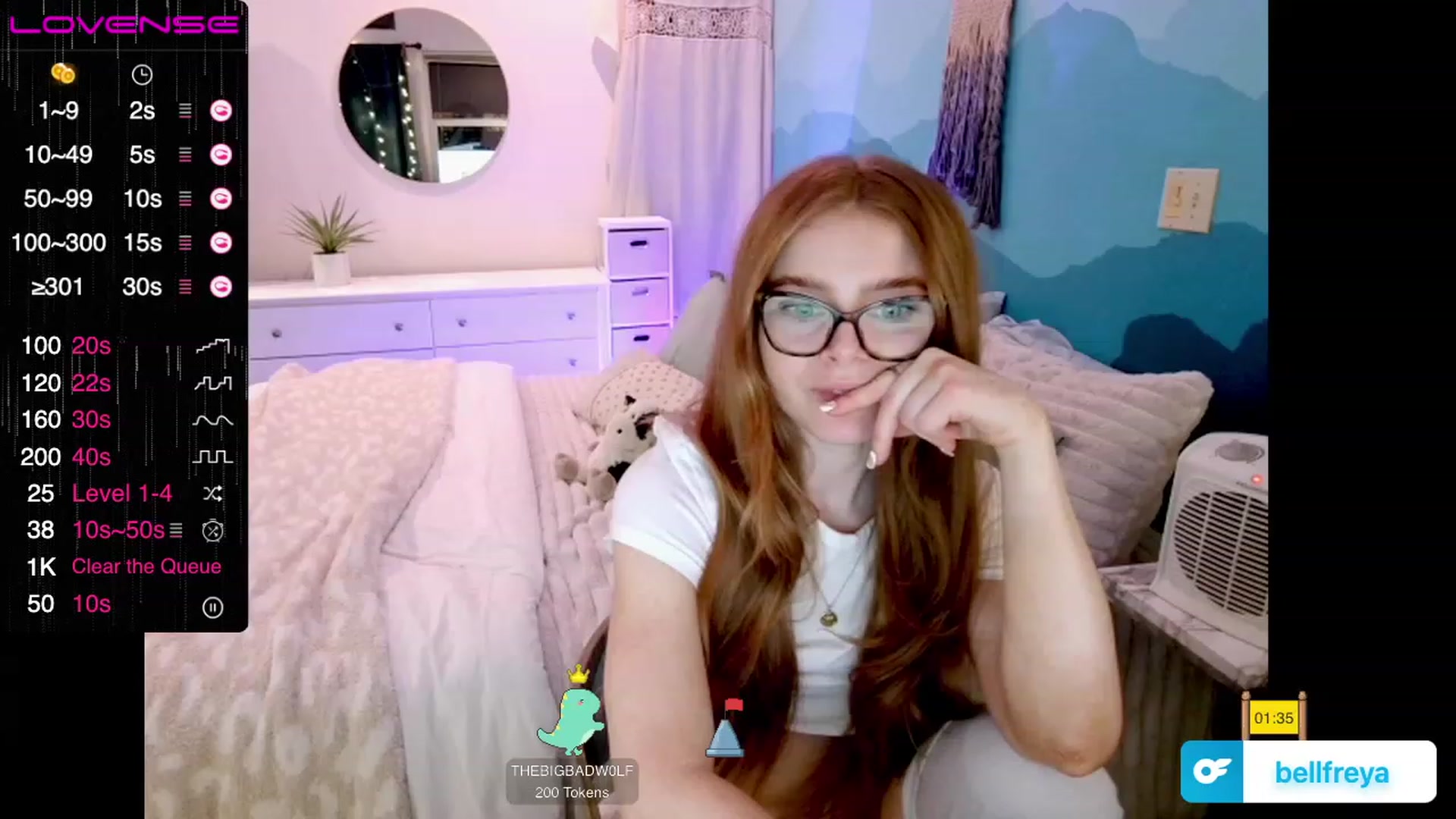 Gallery image thumbnail from BellaFreyaXo's myfreecams stream on, 12/03/2022, 02:33 image 14 of 20