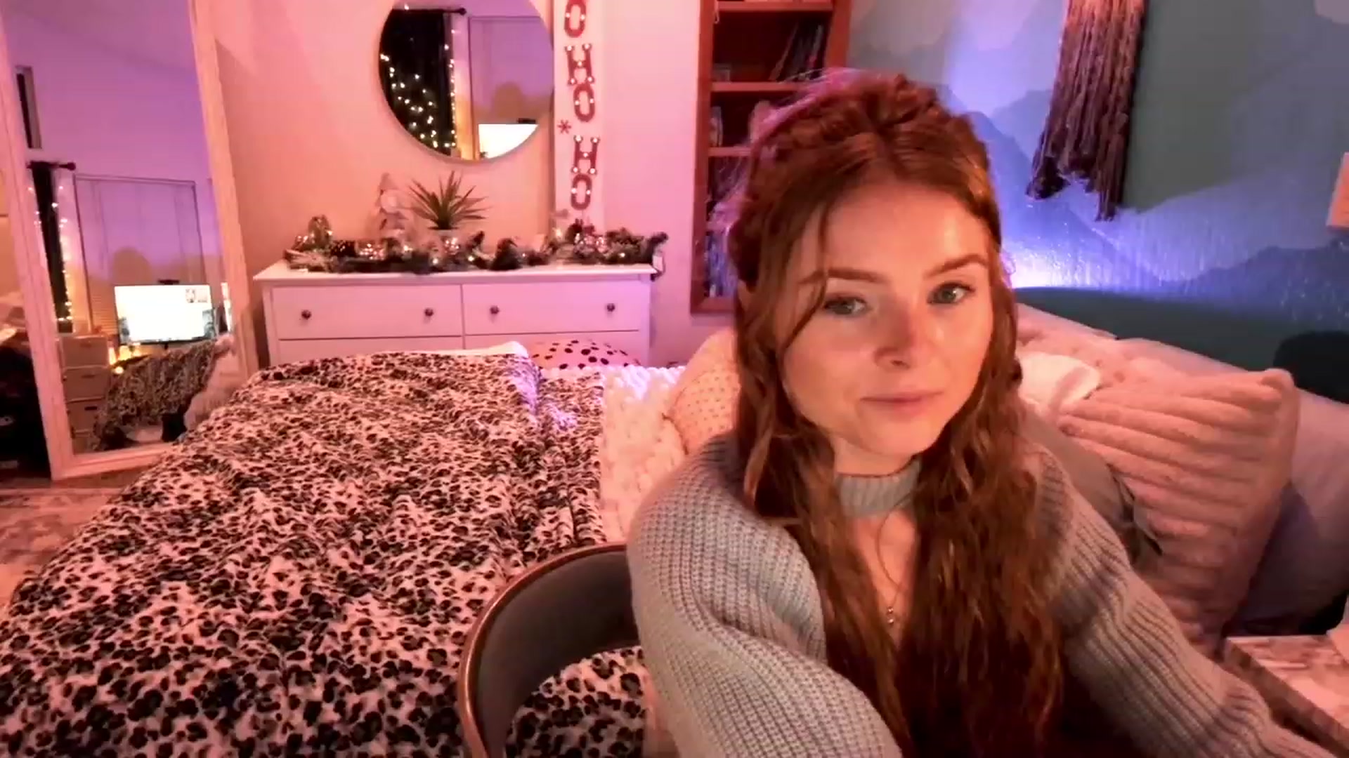 Gallery image thumbnail from BellaFreyaXo's myfreecams stream on, 12/07/2022, 04:25 image 14 of 20