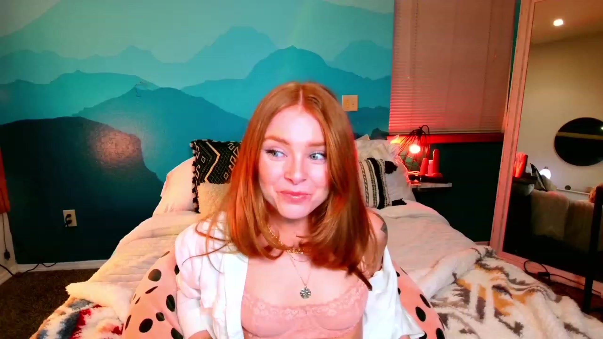 Gallery image thumbnail from BellaFreyaXo's myfreecams stream on, 01/22/2023, 05:56 image 12 of 20