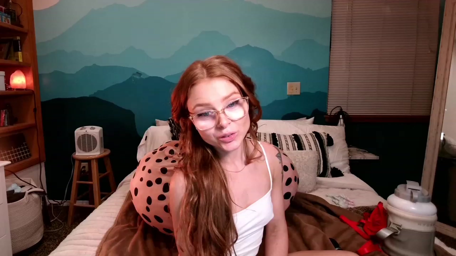 Gallery image thumbnail from BellaFreyaXo's myfreecams stream on, 01/26/2023, 07:14 image 17 of 20