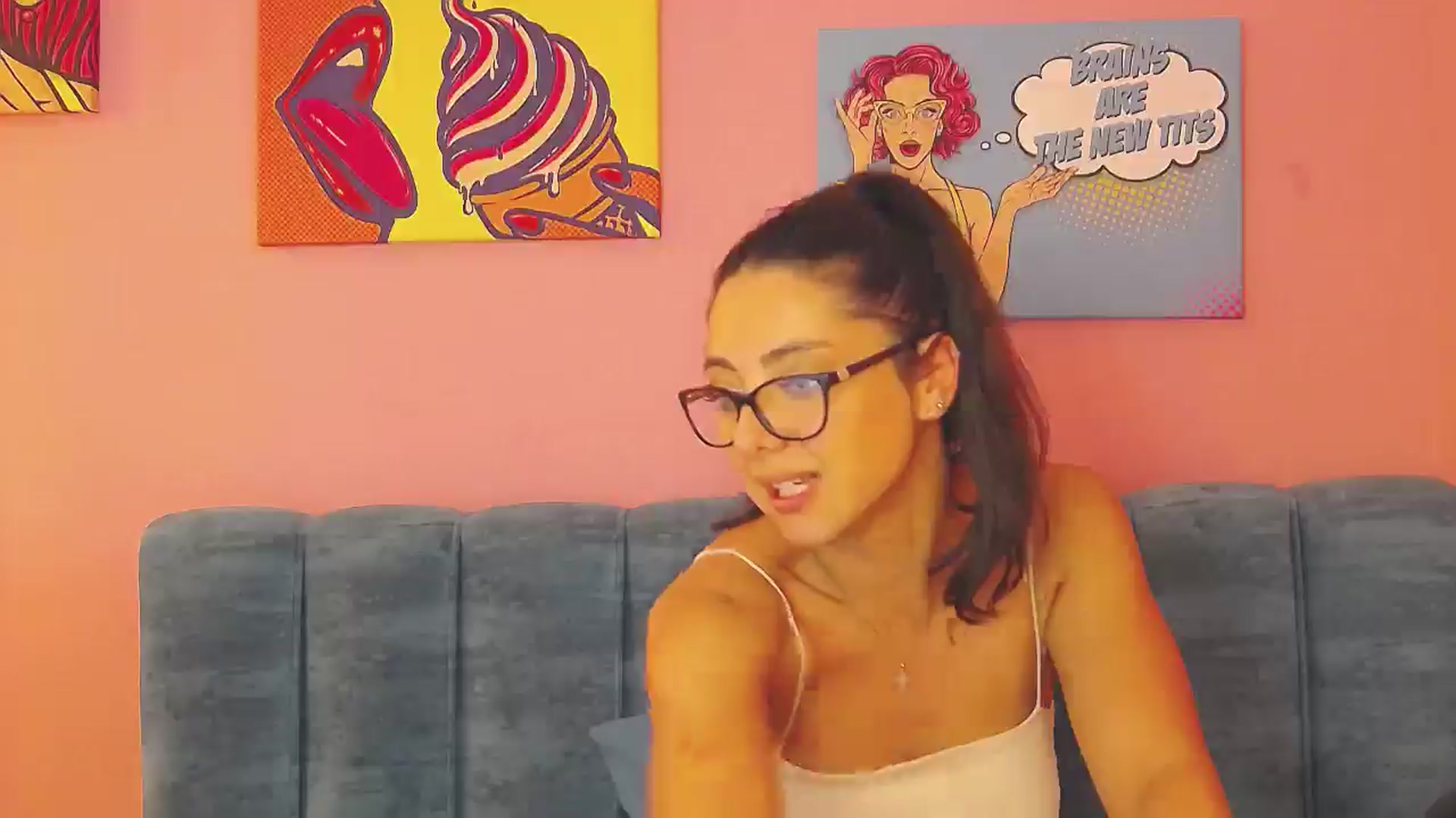 Gallery image thumbnail from BellaMia's myfreecams stream on, 07/23/2024, 19:28 image 18 of 20