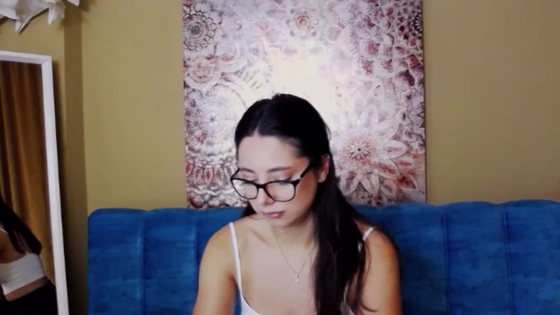 Gallery image thumbnail from BellaMia's myfreecams stream on, 07/25/2024, 14:44 image 6 of 20