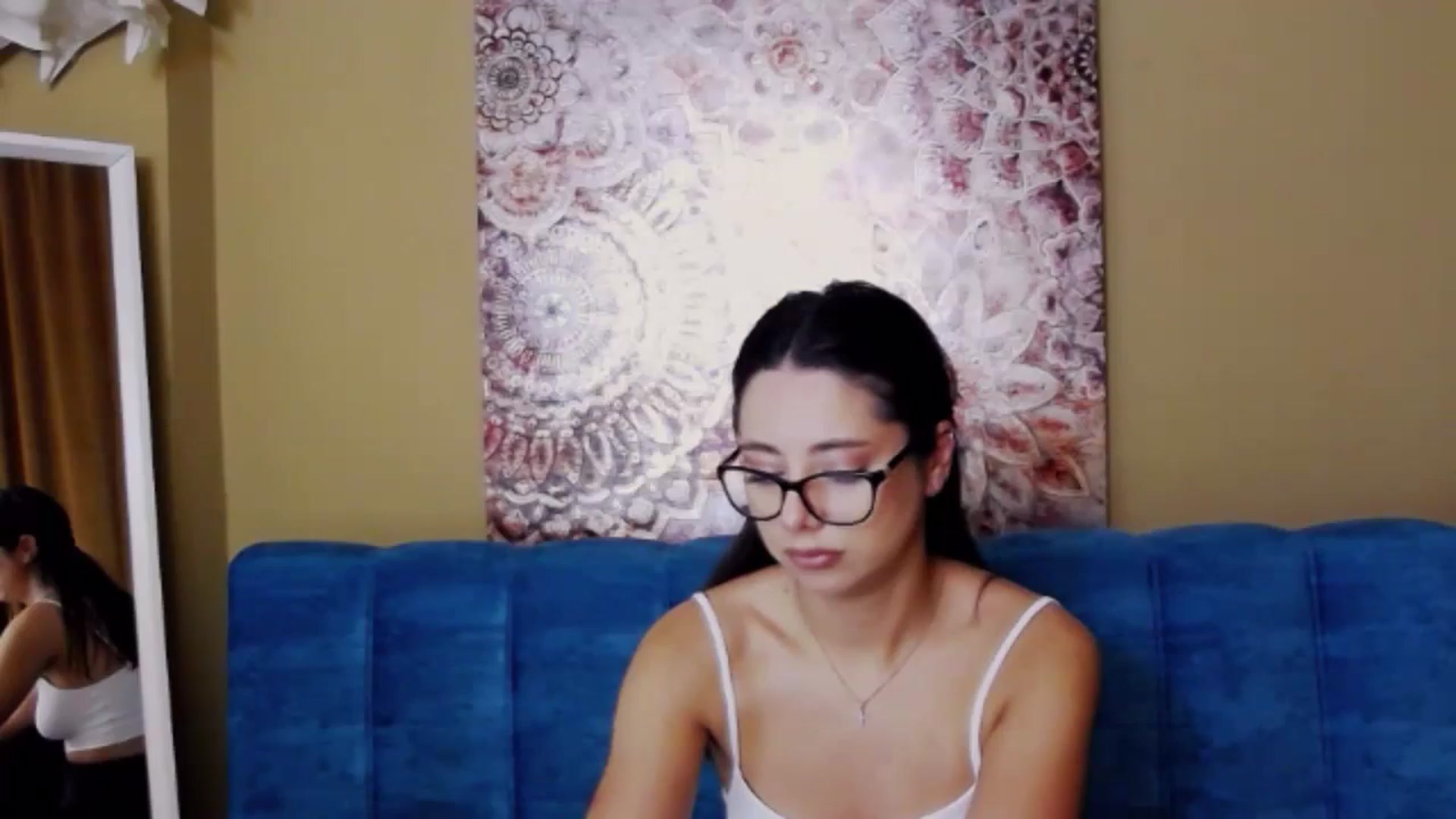 Gallery image thumbnail from BellaMia's myfreecams stream on, 07/25/2024, 14:44 image 8 of 20