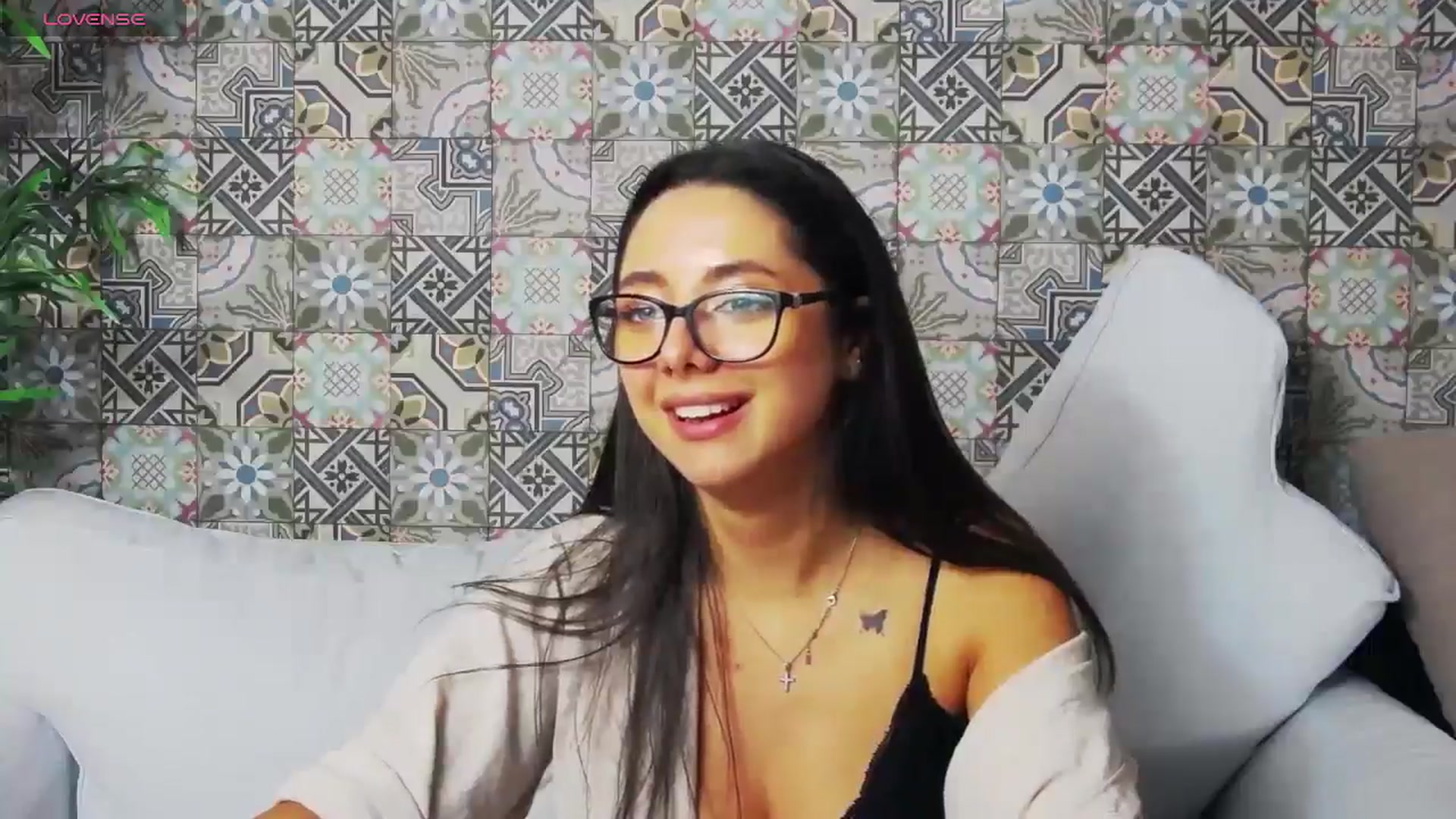 Gallery image thumbnail from BellaMia's myfreecams stream on, 08/05/2024, 23:48 image 11 of 20