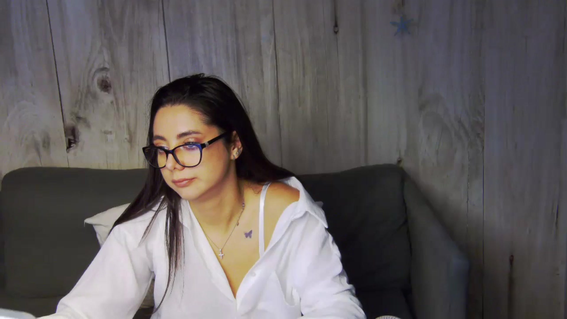 Gallery image thumbnail from BellaMia's myfreecams stream on, 08/06/2024, 20:48 image 19 of 20