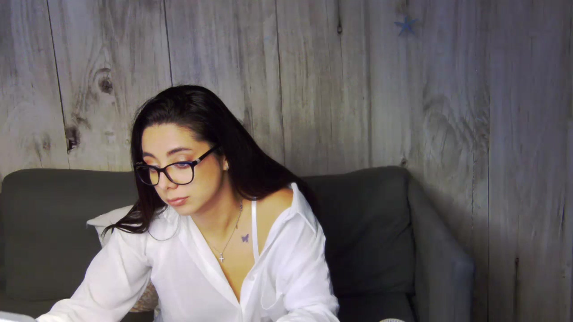 Gallery image thumbnail from BellaMia's myfreecams stream on, 08/06/2024, 20:48 image 15 of 20