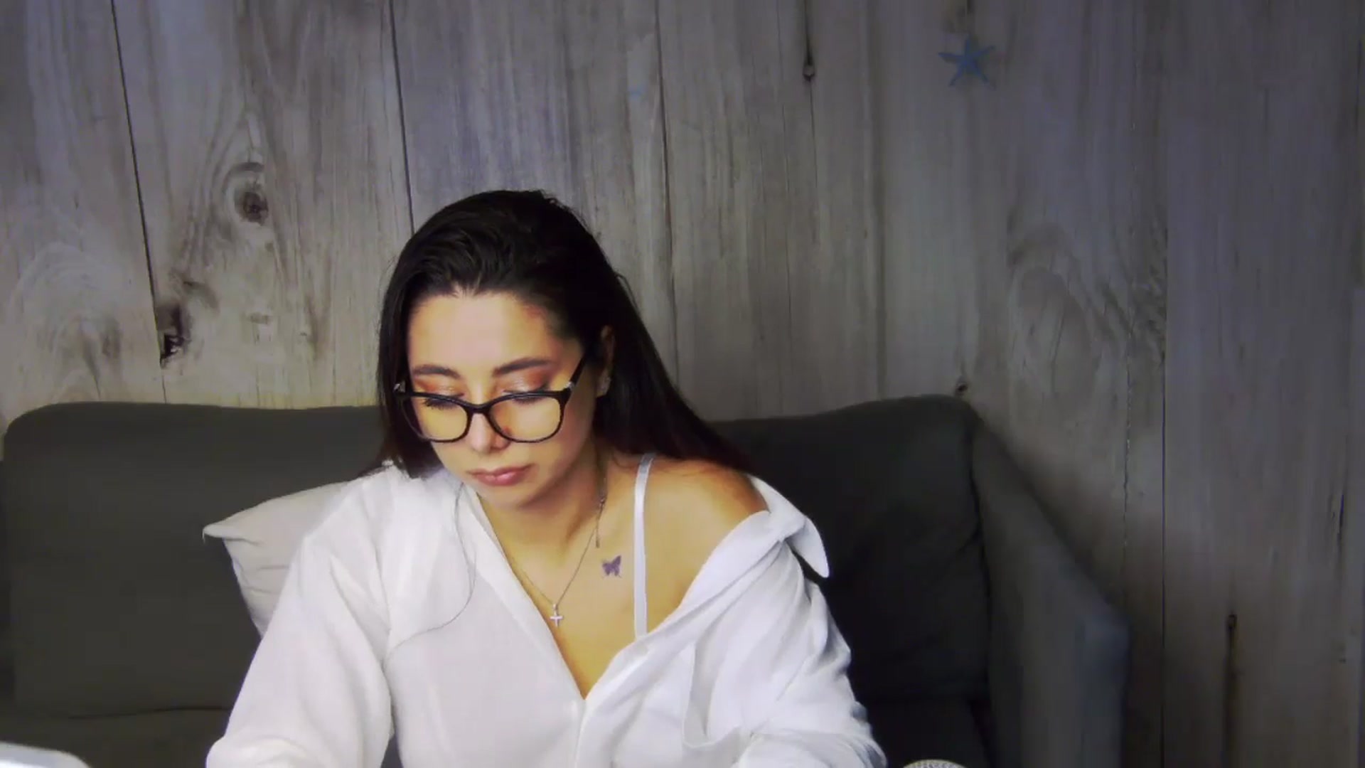Gallery image thumbnail from BellaMia's myfreecams stream on, 08/06/2024, 20:48 image 17 of 20